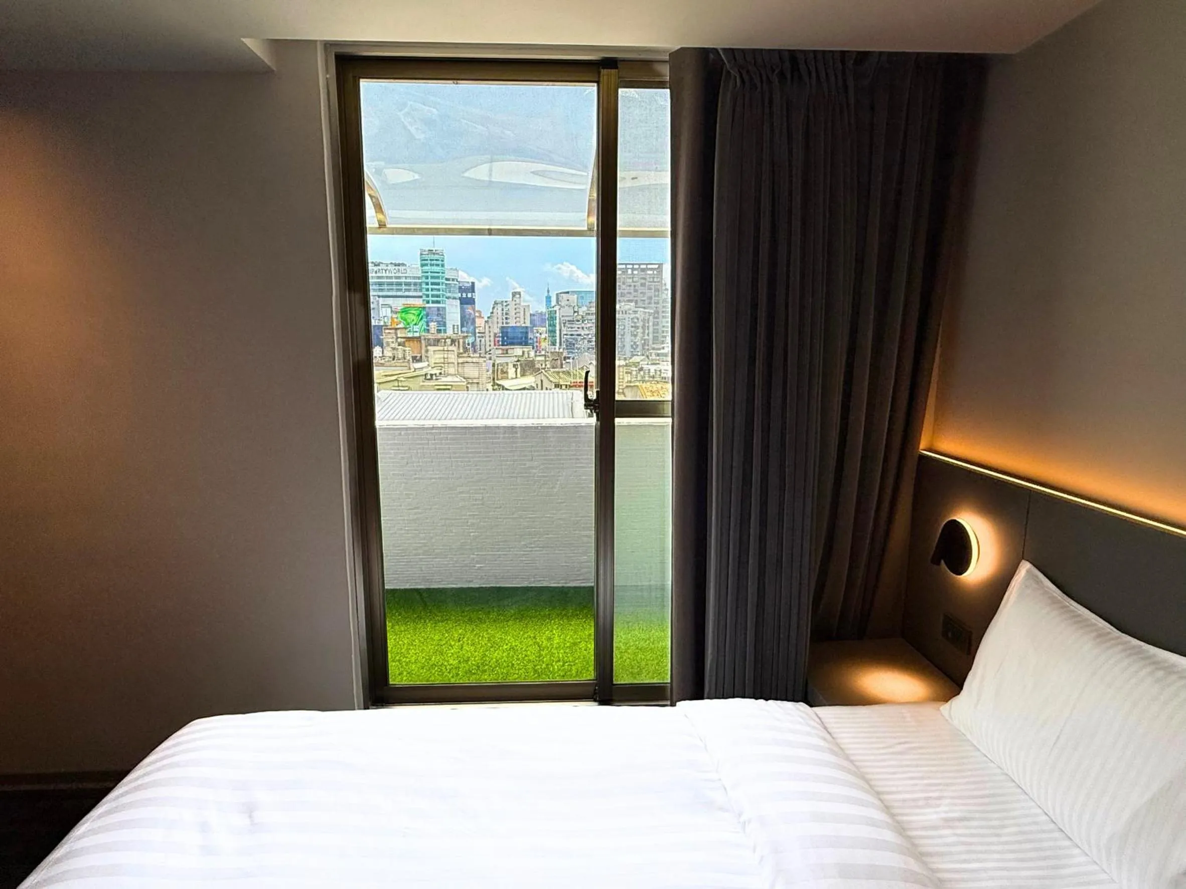 Bed in Hub Hotel Ximen-inn Kunming