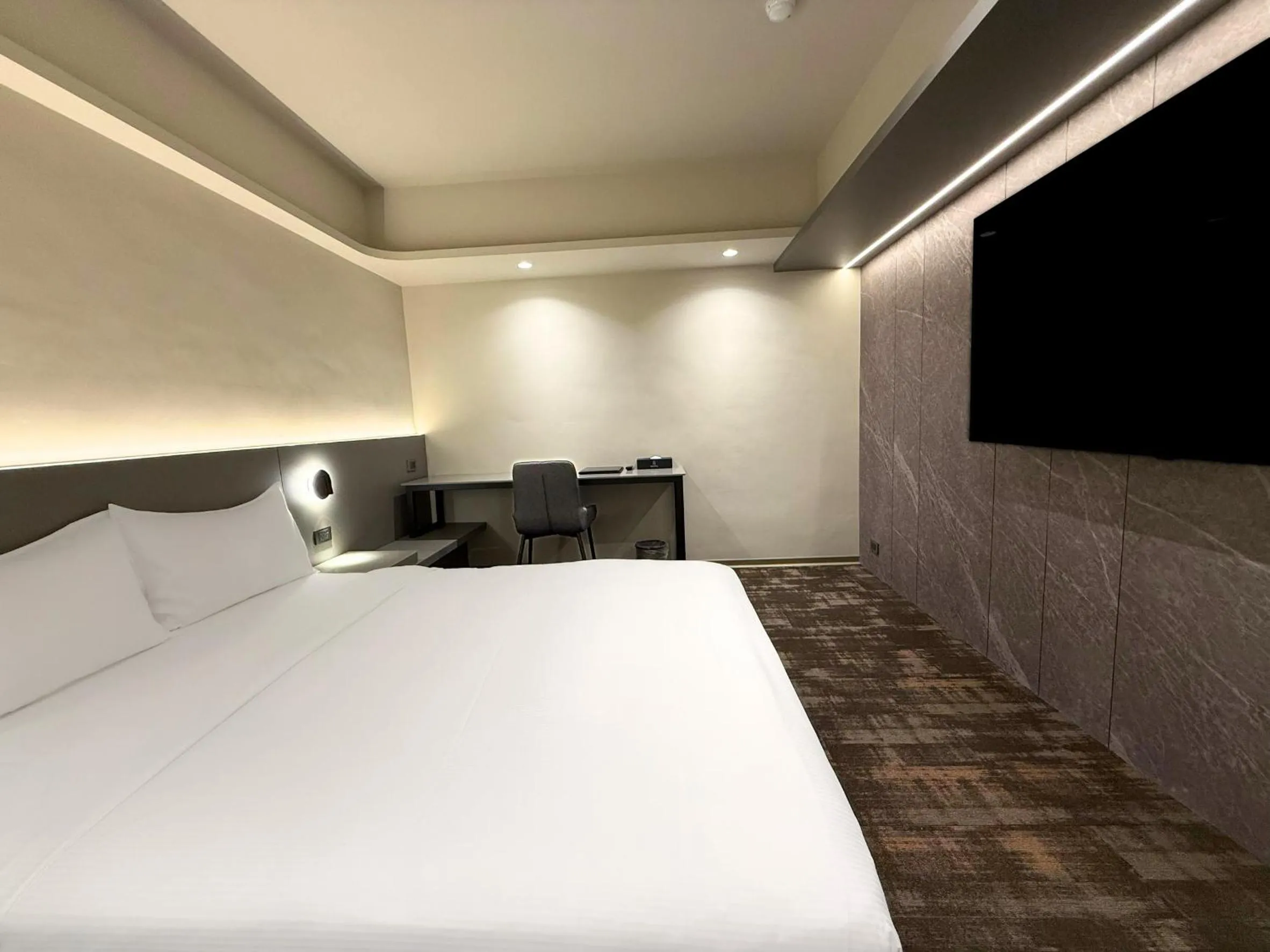 TV and multimedia, Bed in Hub Hotel Ximen-inn Kunming