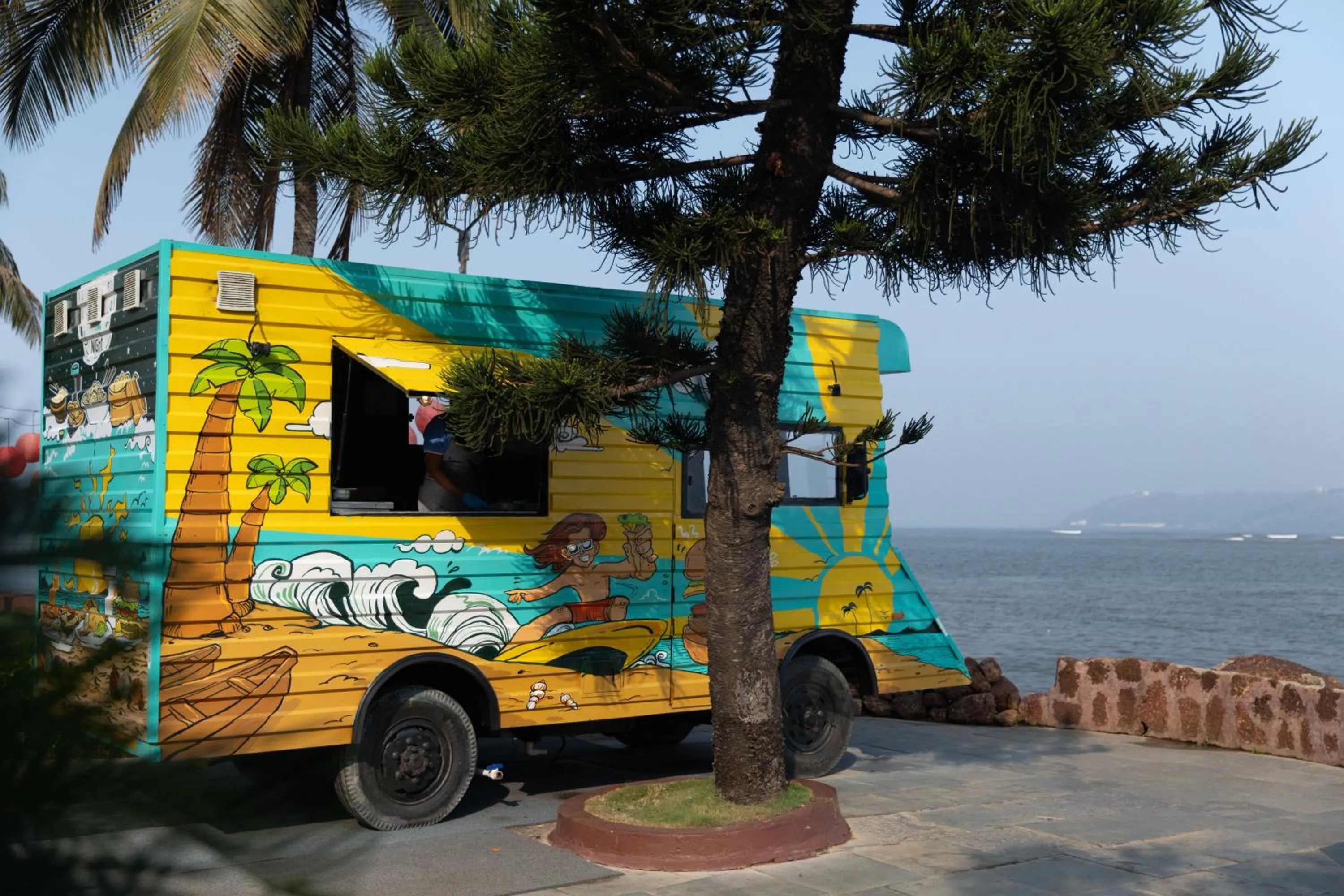 Food and drinks in Goa Marriott Resort & Spa