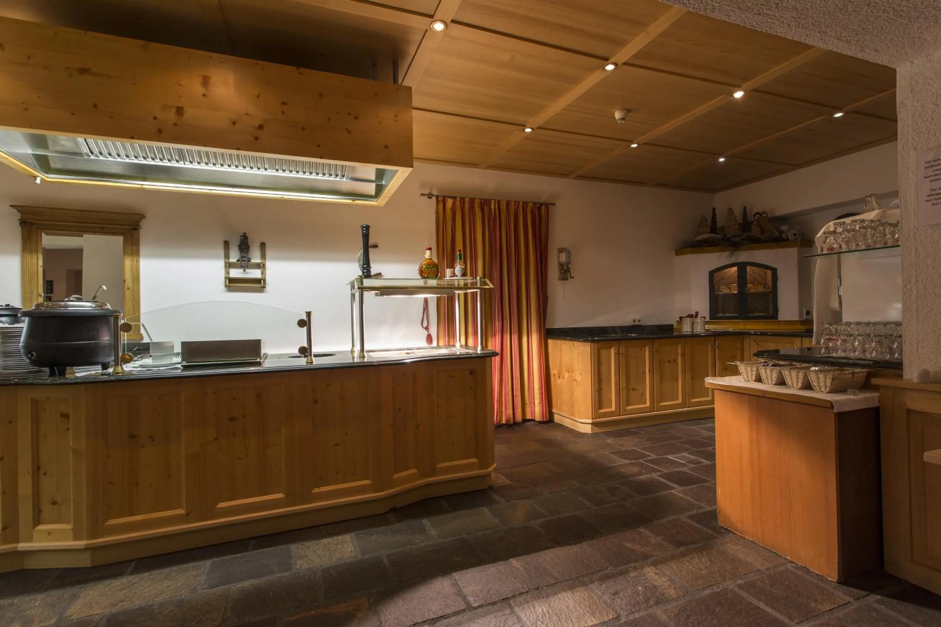 Food in all inclusive Hotel Lohmann