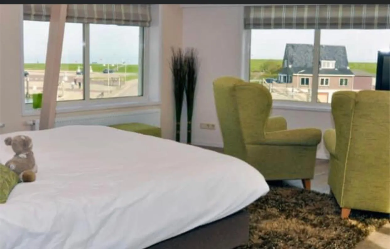 Bed in Hotel Havenzicht Texel