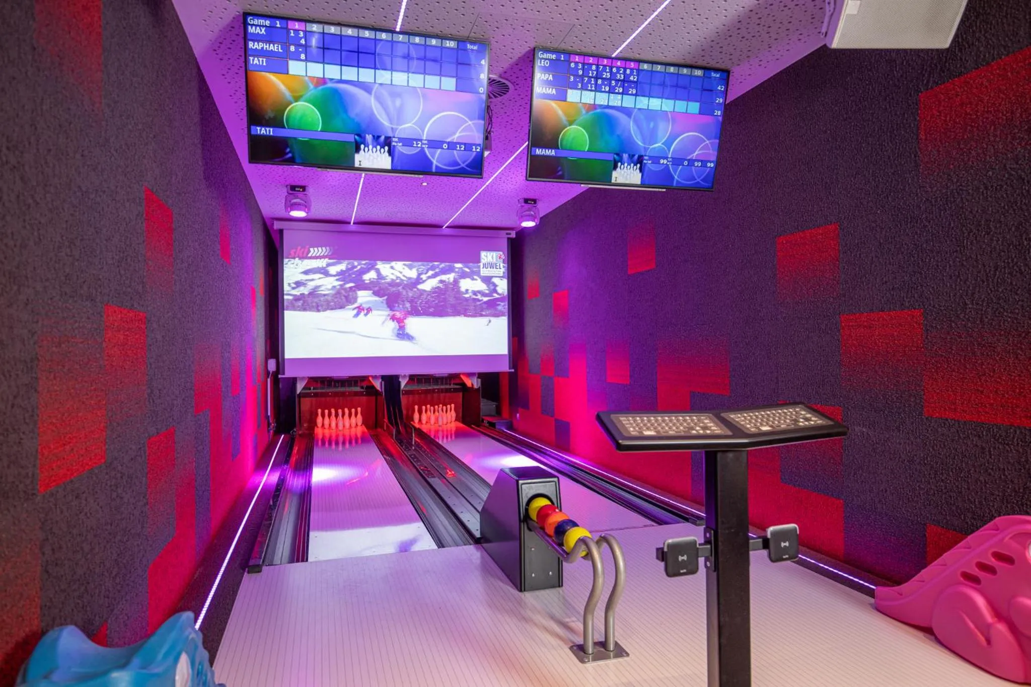 Bowling in 4*S Galtenberg Resort