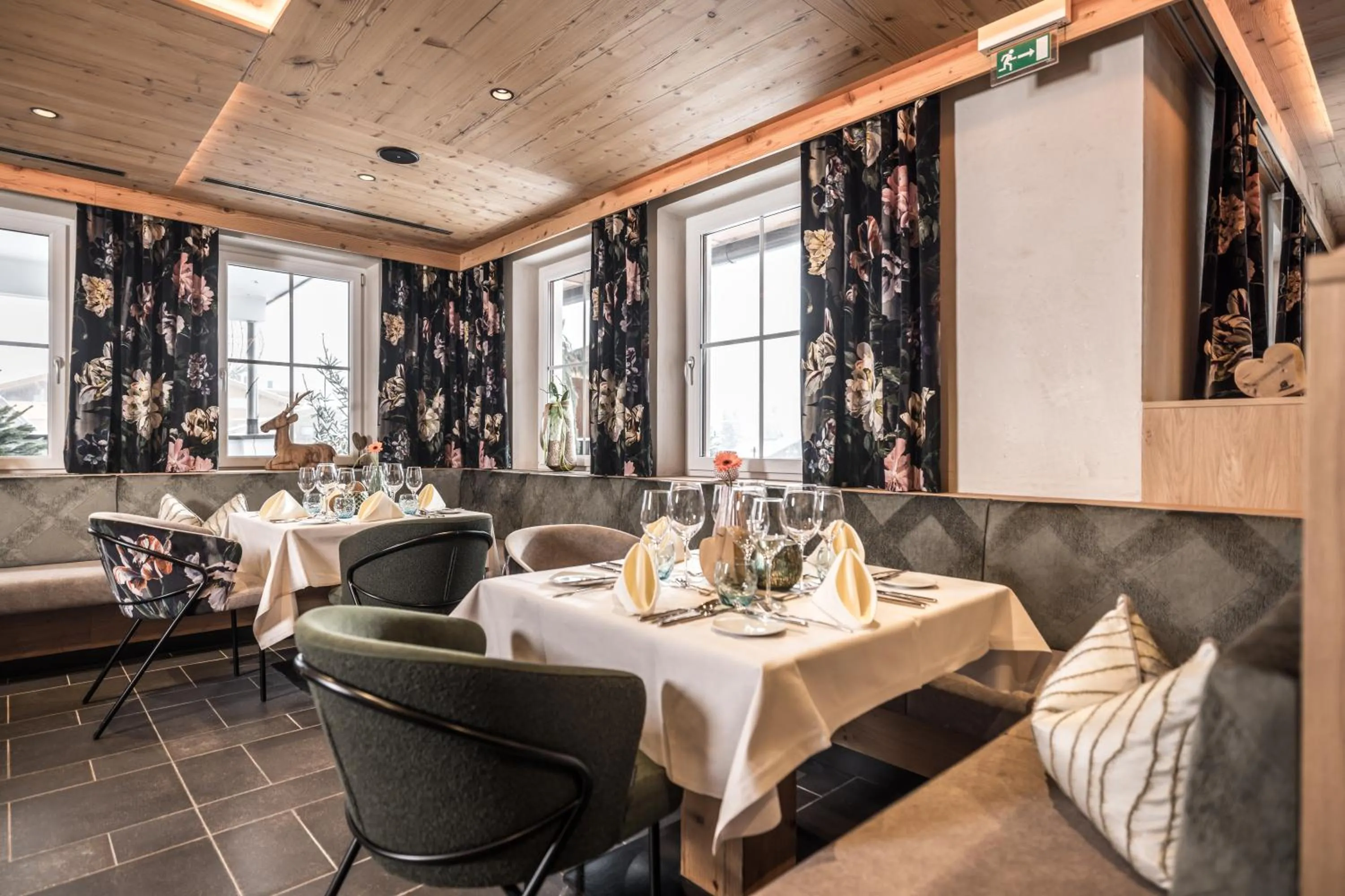 Restaurant/places to eat in 4*S Galtenberg Resort