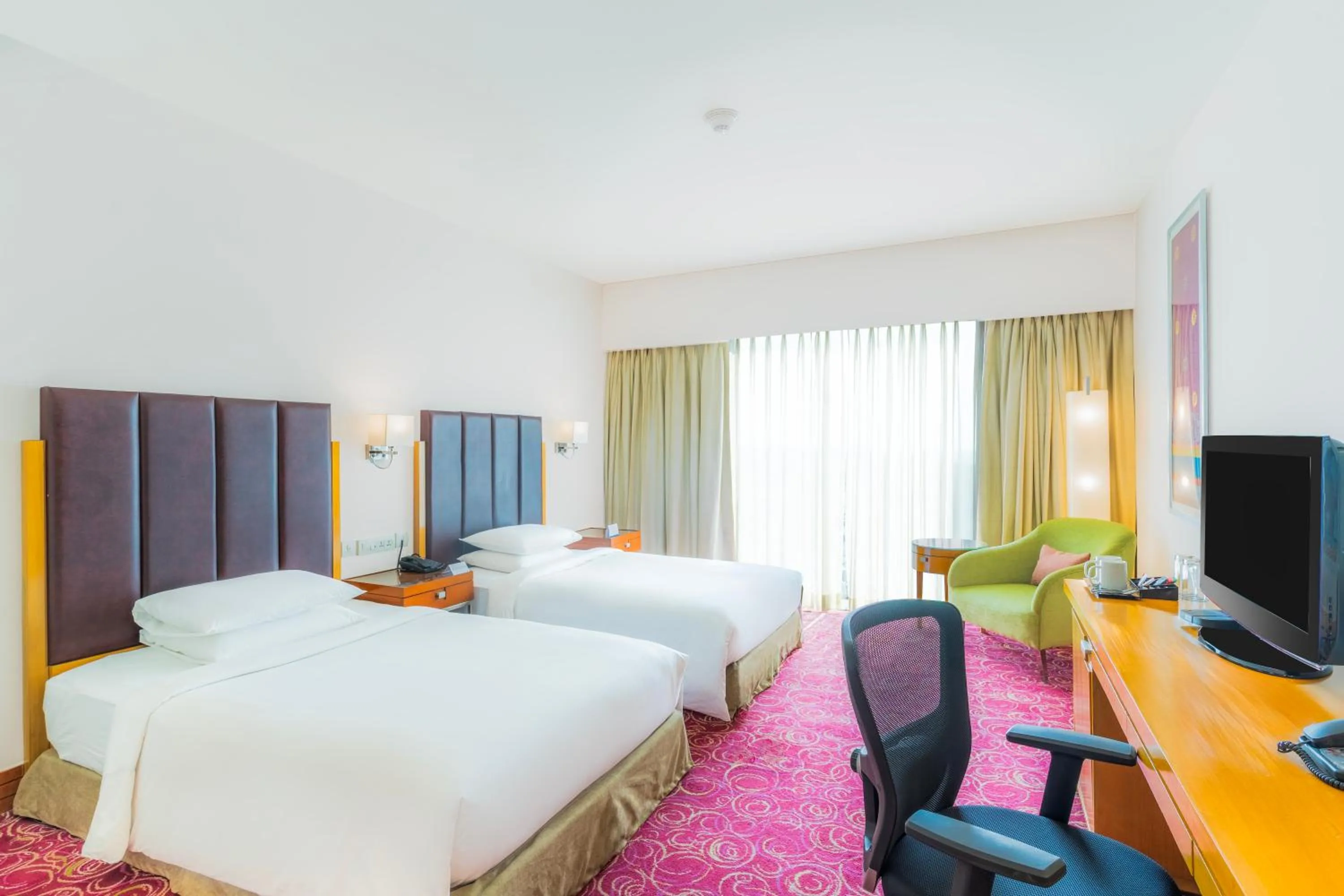 Bedroom, Bed in Courtyard by Marriott Hyderabad