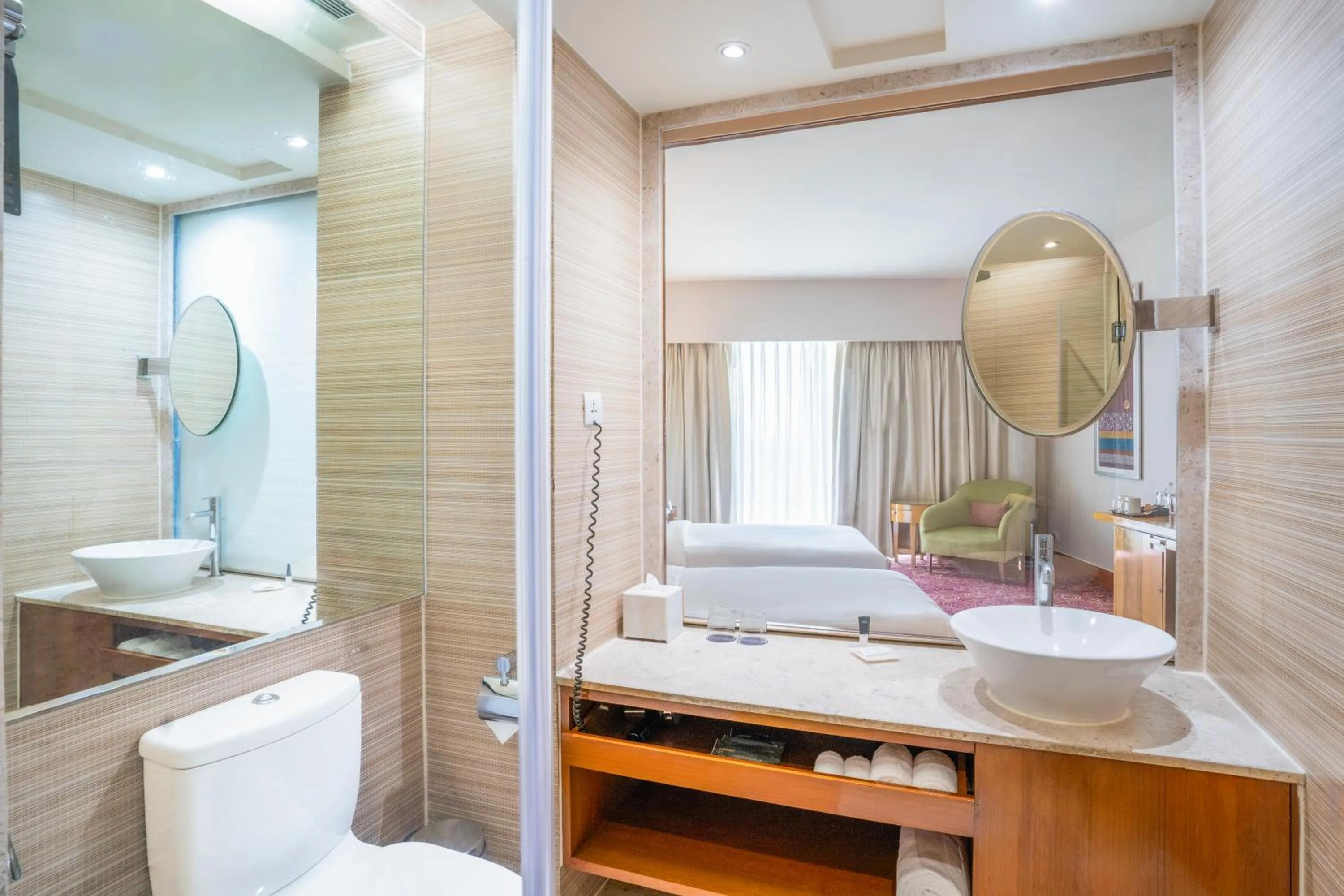 Bathroom in Courtyard by Marriott Hyderabad