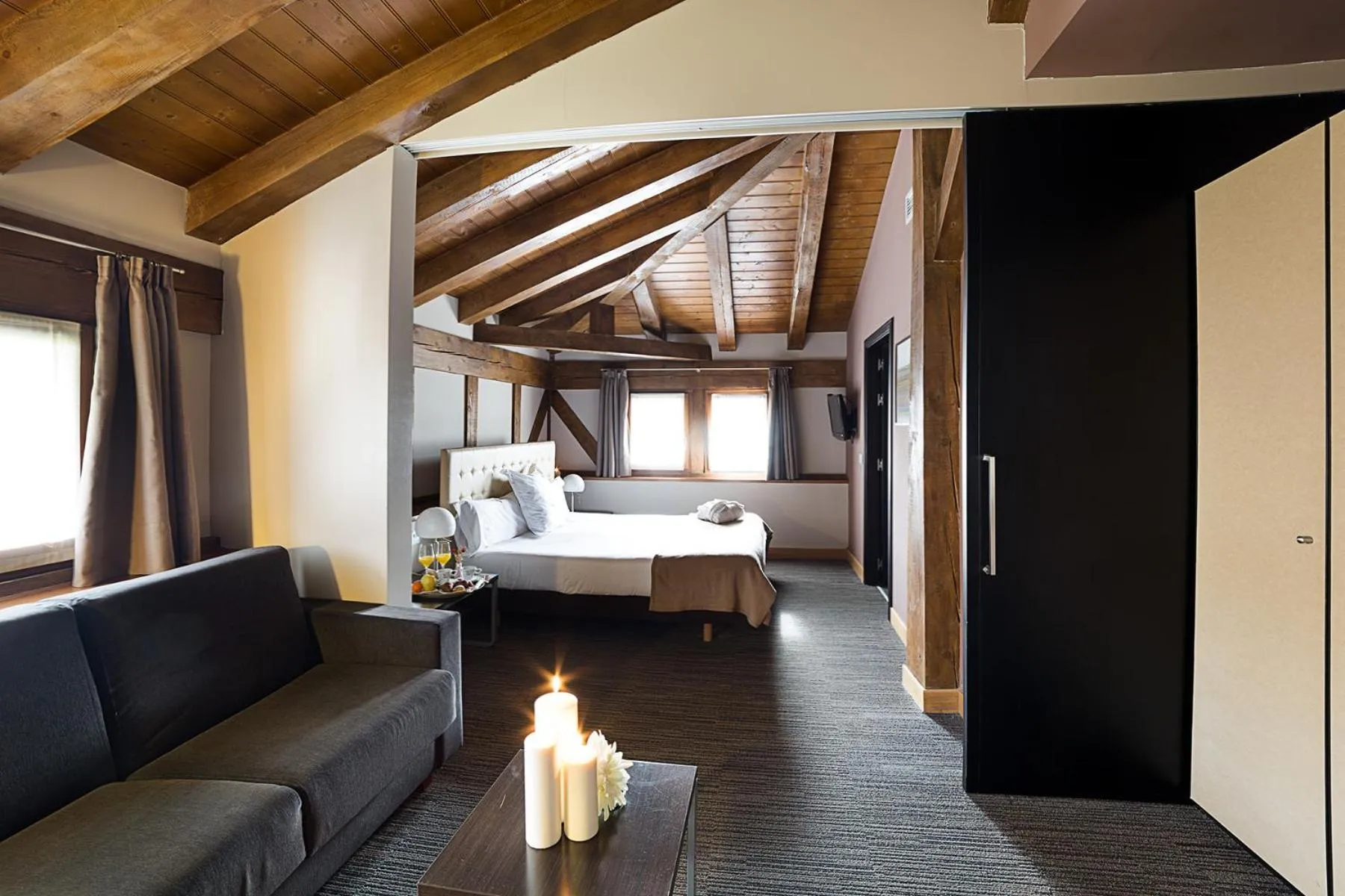 Photo of the whole room, Bed in Hotel Dolarea