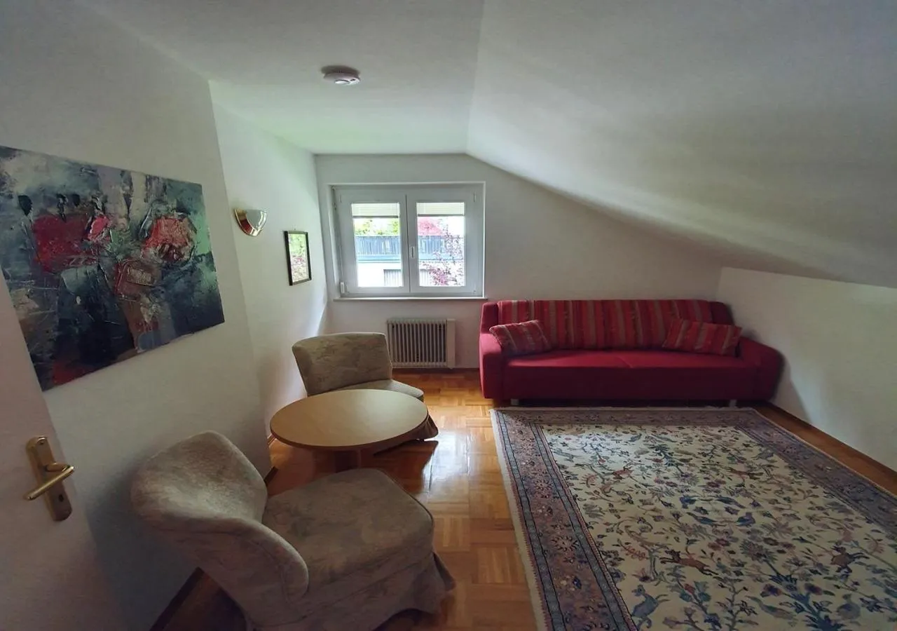 Living room in Haus Kraller-Urlaub mit Seeblick