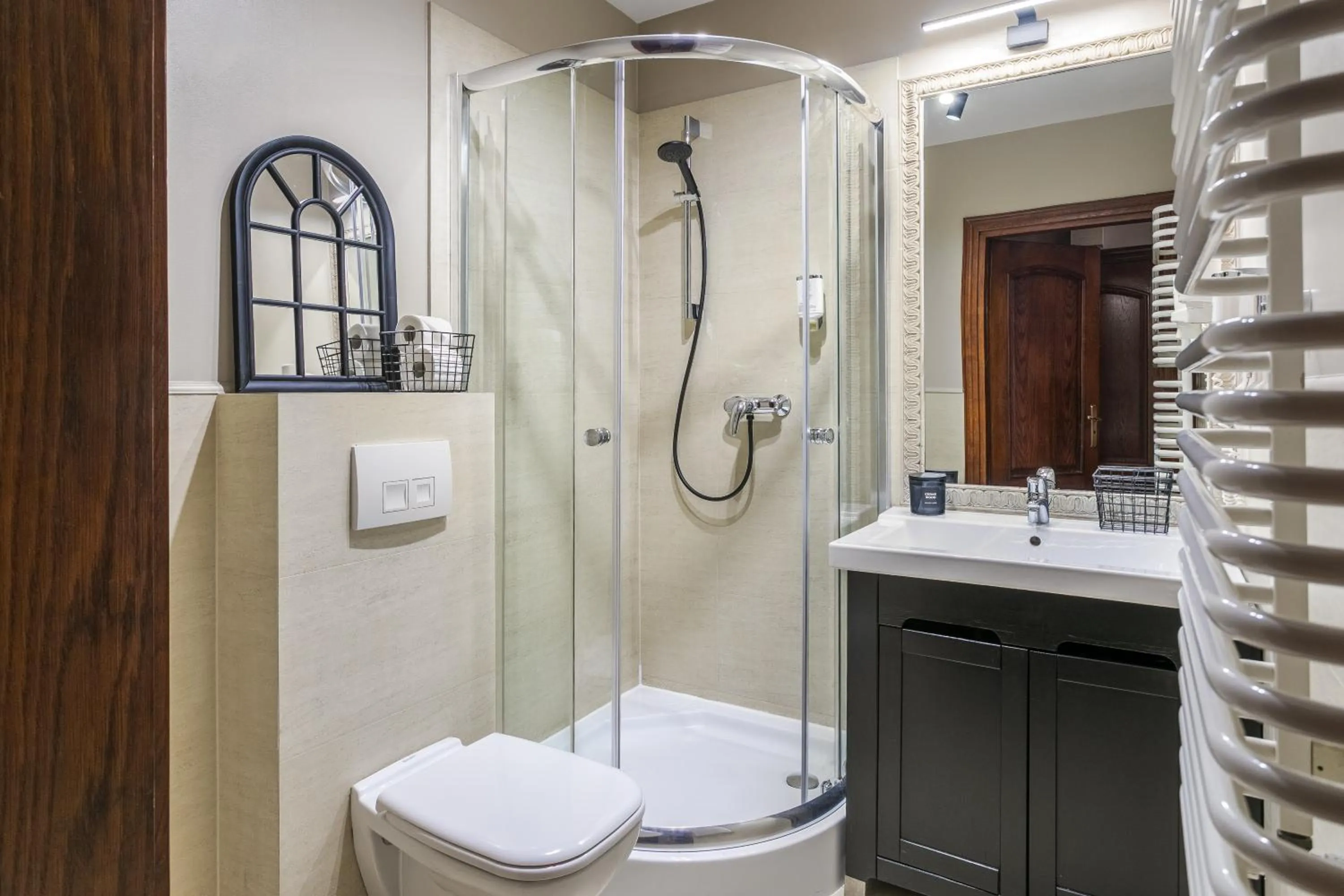 Shower in Aparthotel Pergamin