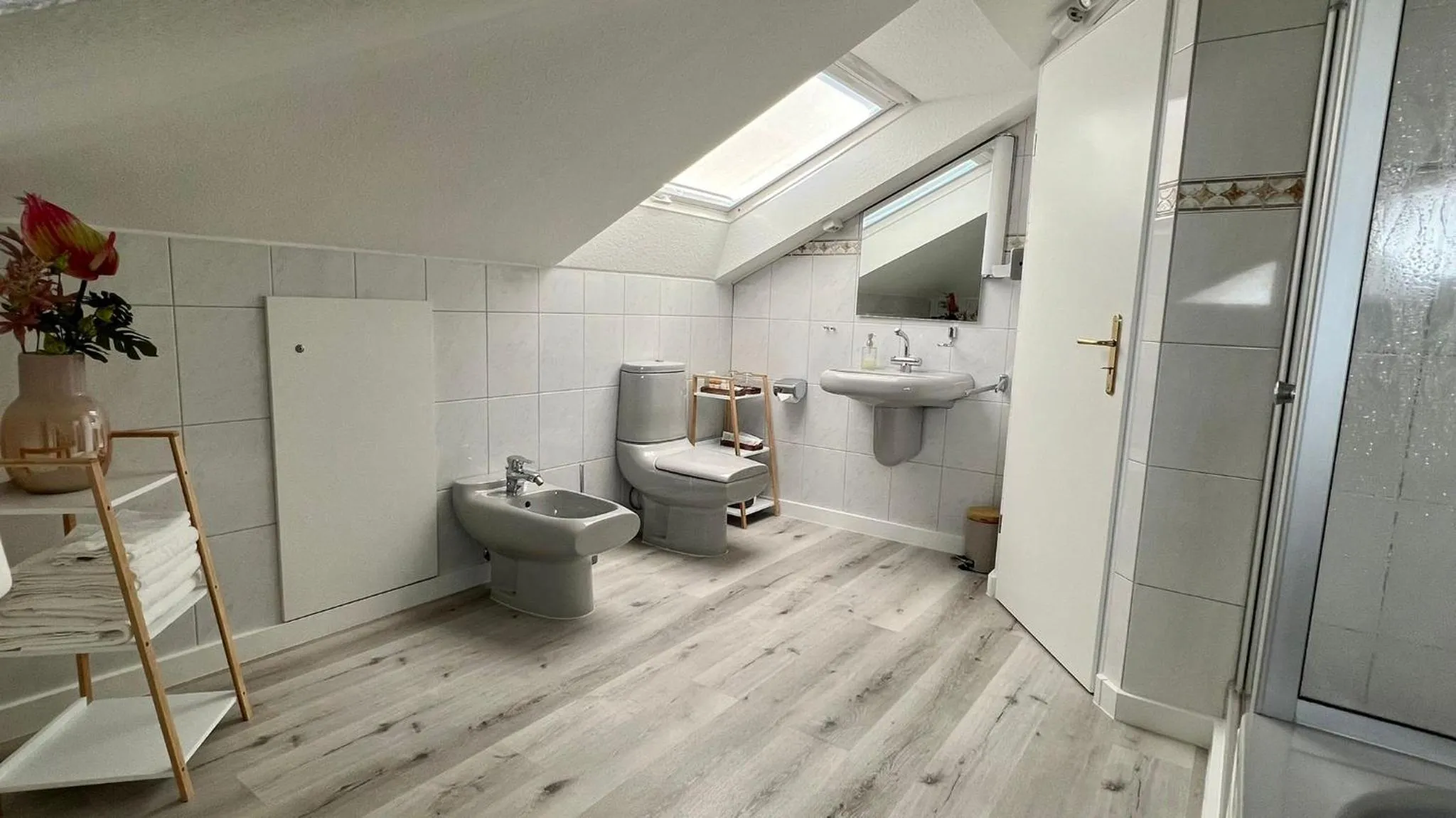 Property building in Hotel Victoria