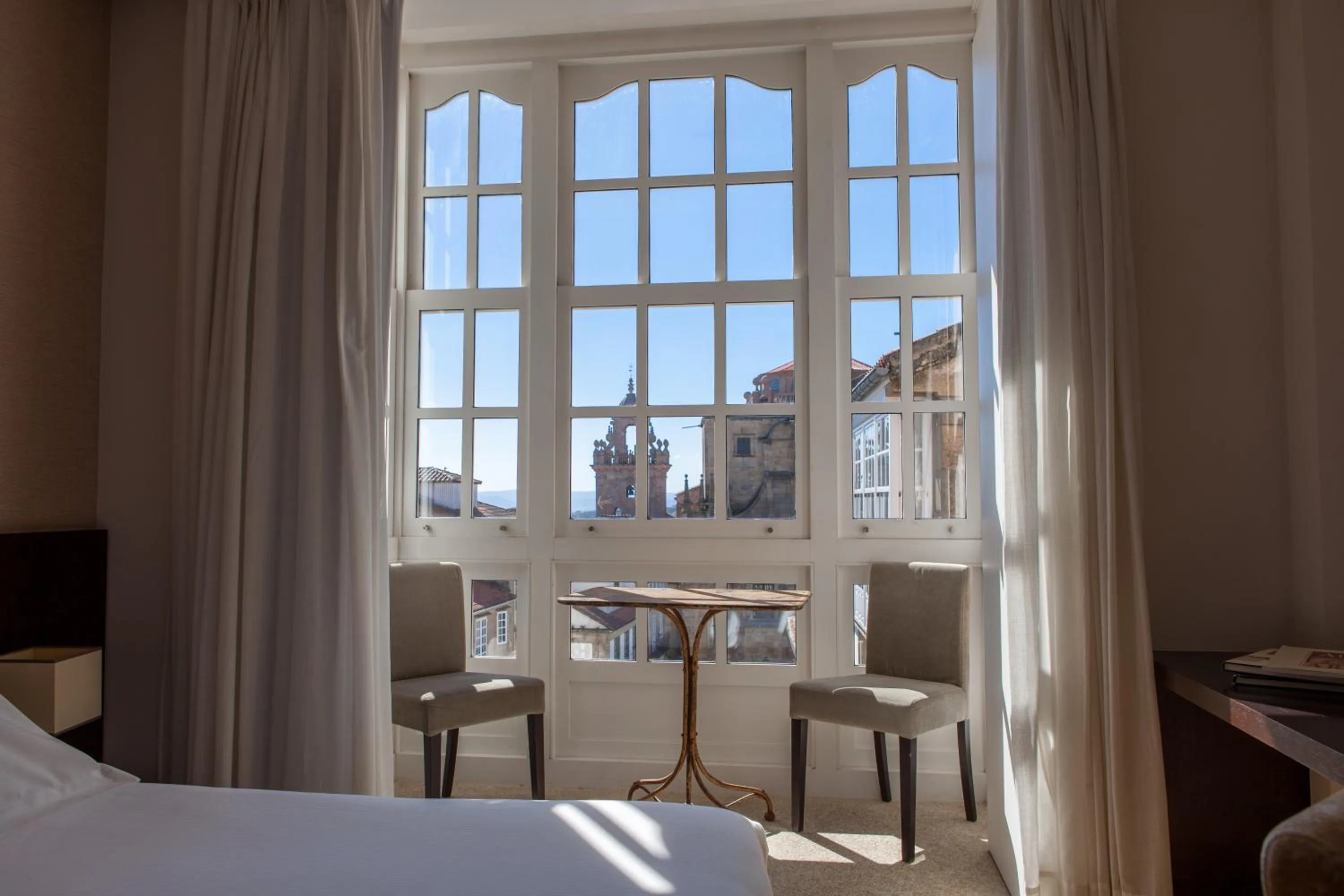 Balcony/Terrace, Bed in Hotel San Miguel