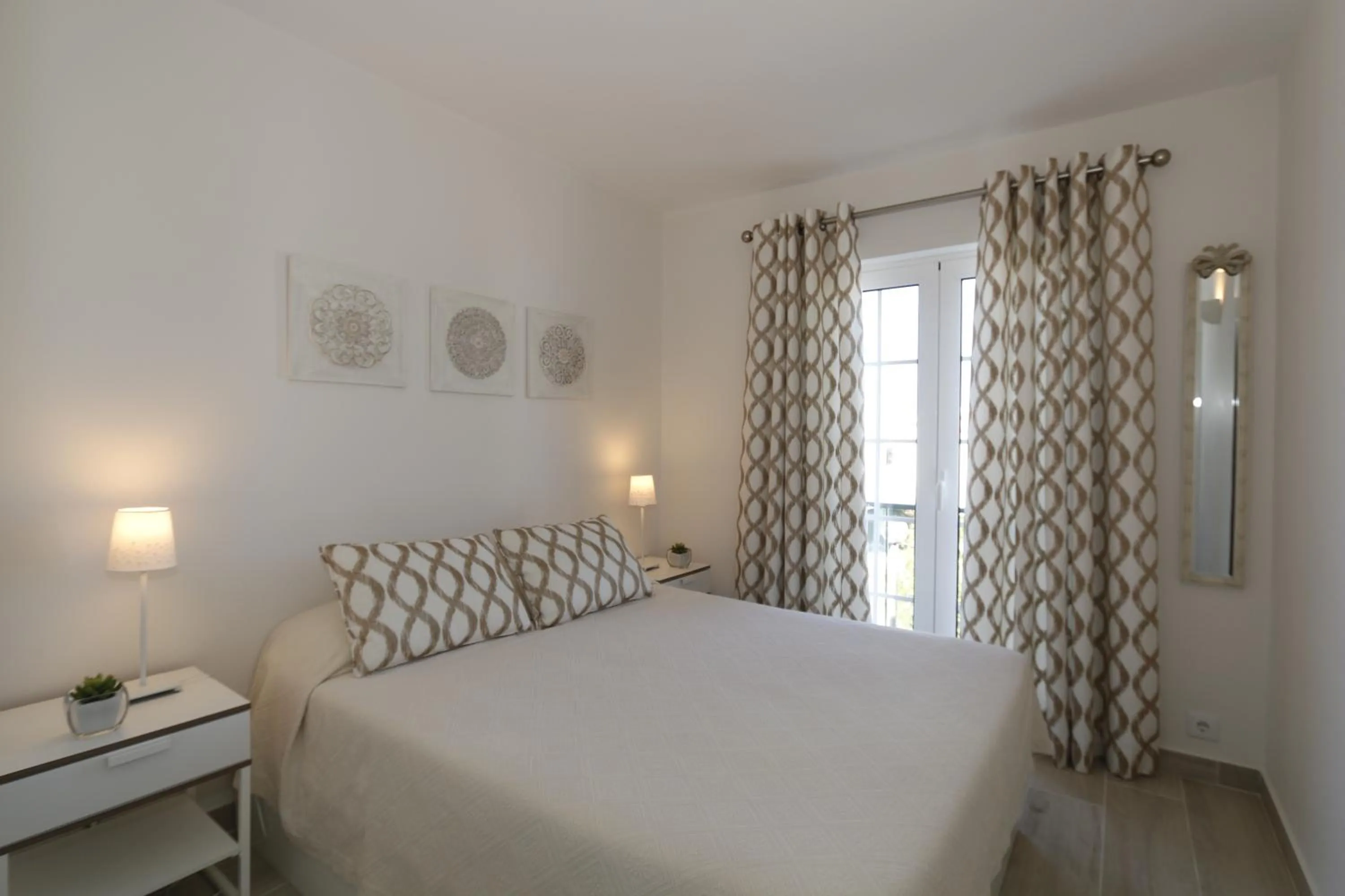 Bed in The Old Village, Prestige and Solar by Village 4U