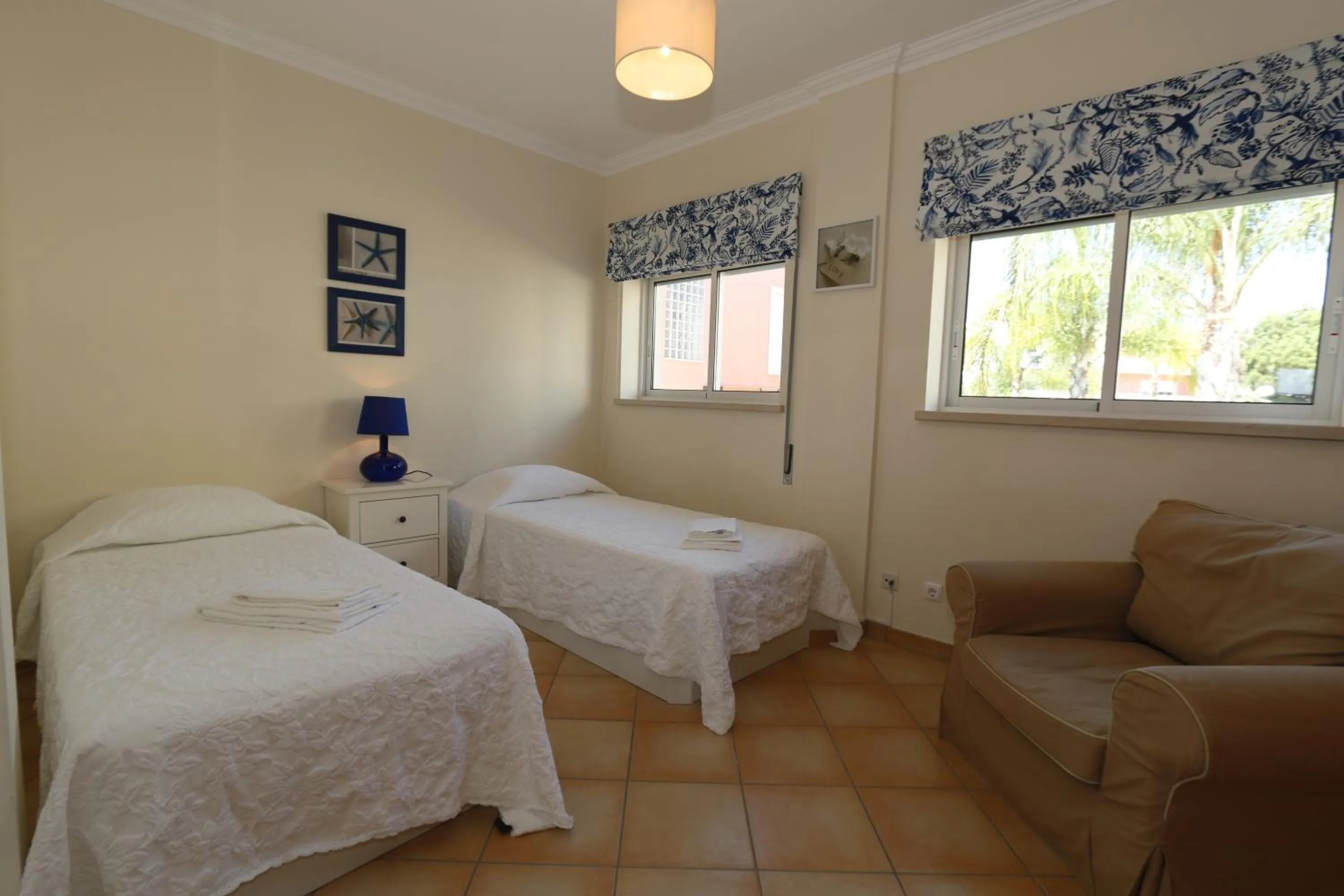 Bed in The Old Village, Prestige and Solar by Village 4U