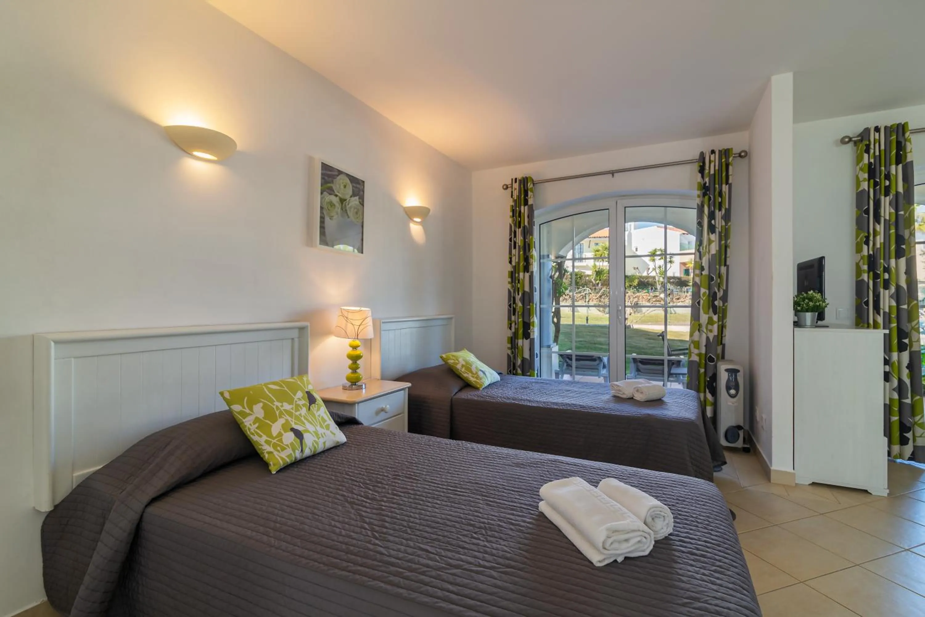 Bed in The Old Village, Prestige and Solar by Village 4U