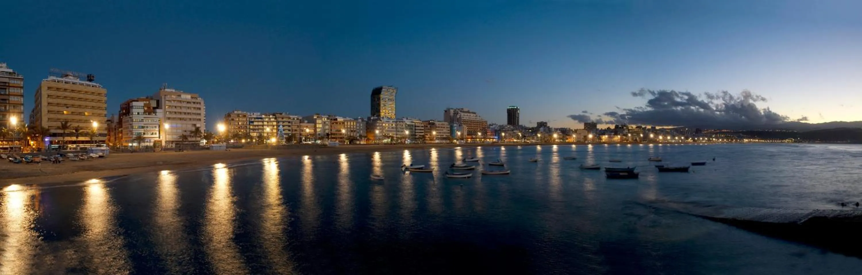 Beach in TC Hotel Doña Luisa
