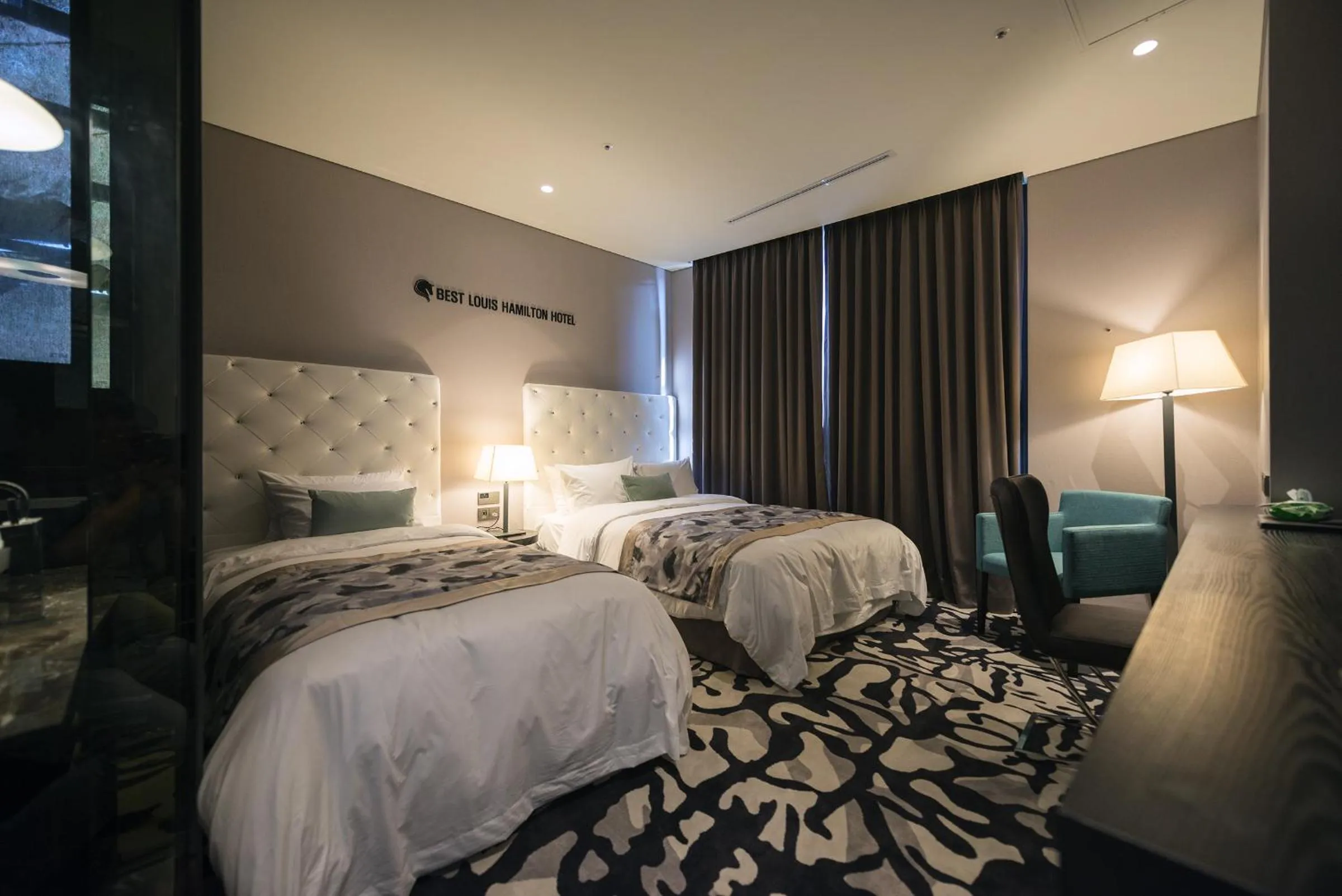Bed in Best Louis Hamilton Hotel Changwon