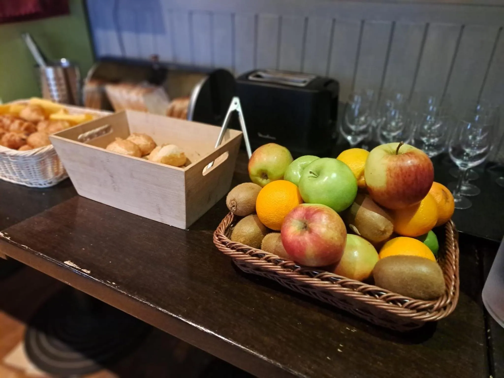 Breakfast in Hôtel Le Monte-Cristo