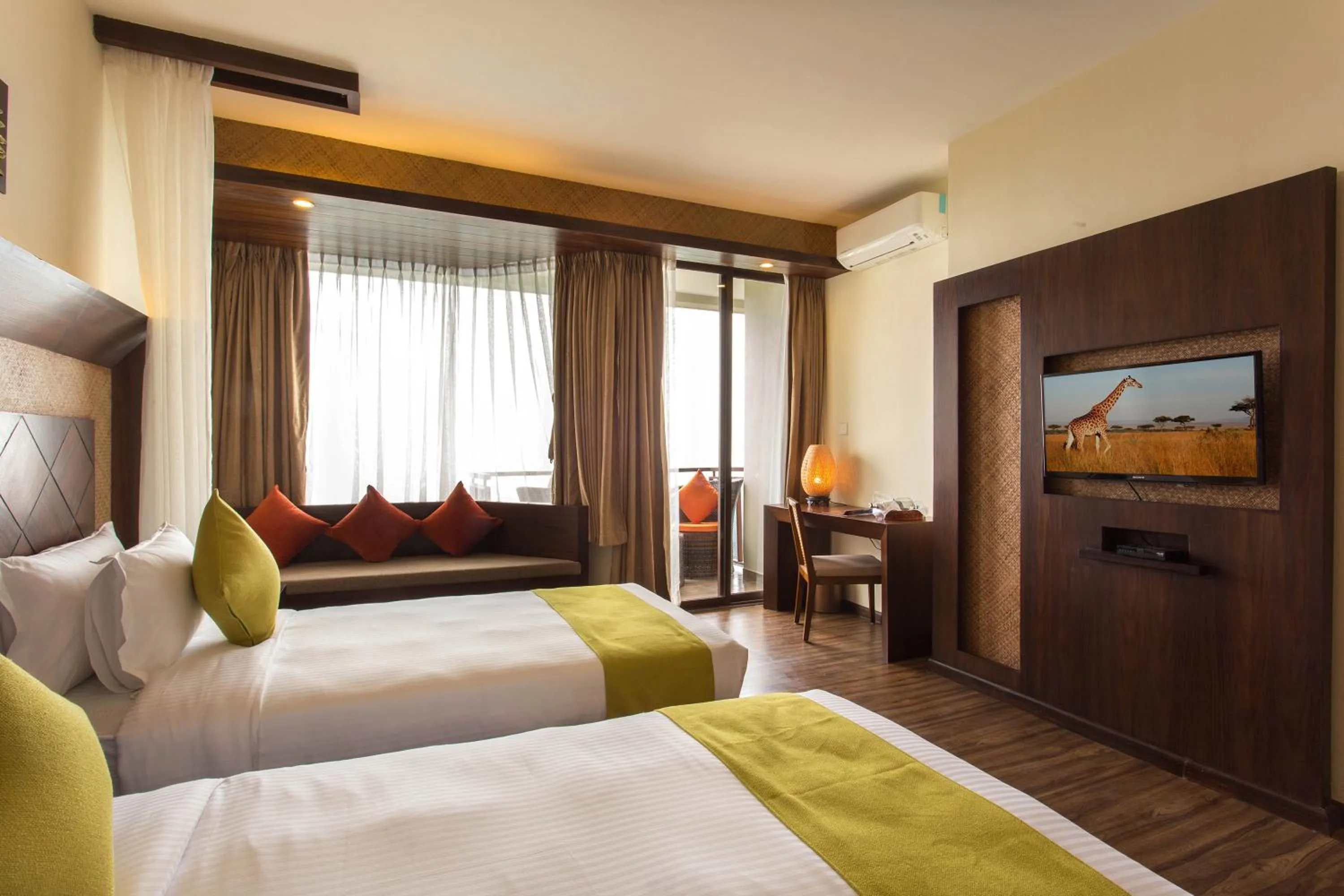 Bedroom, Bed in Hotel Mystic Mountain