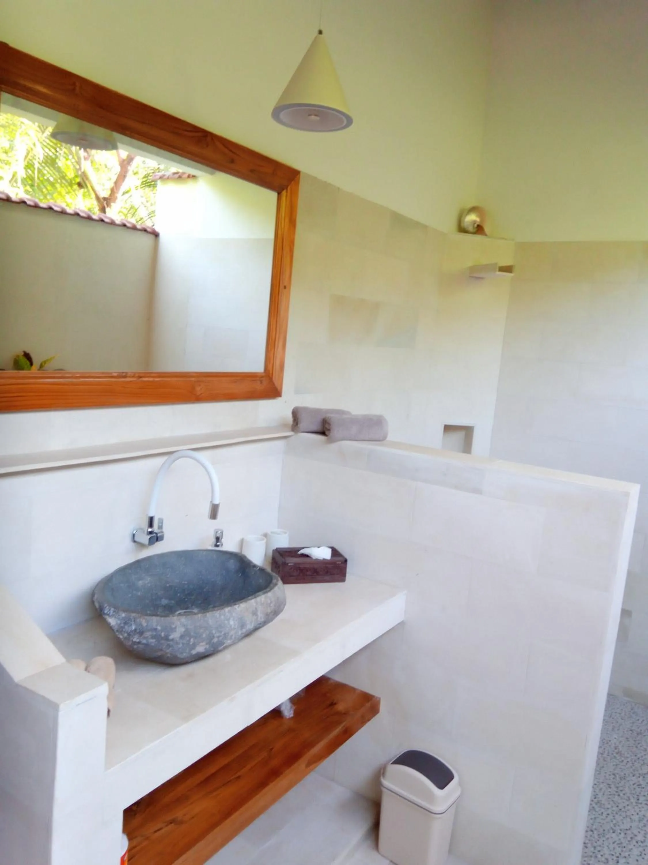 Shower in TEGAL SARI, Pemuteran- North Bali