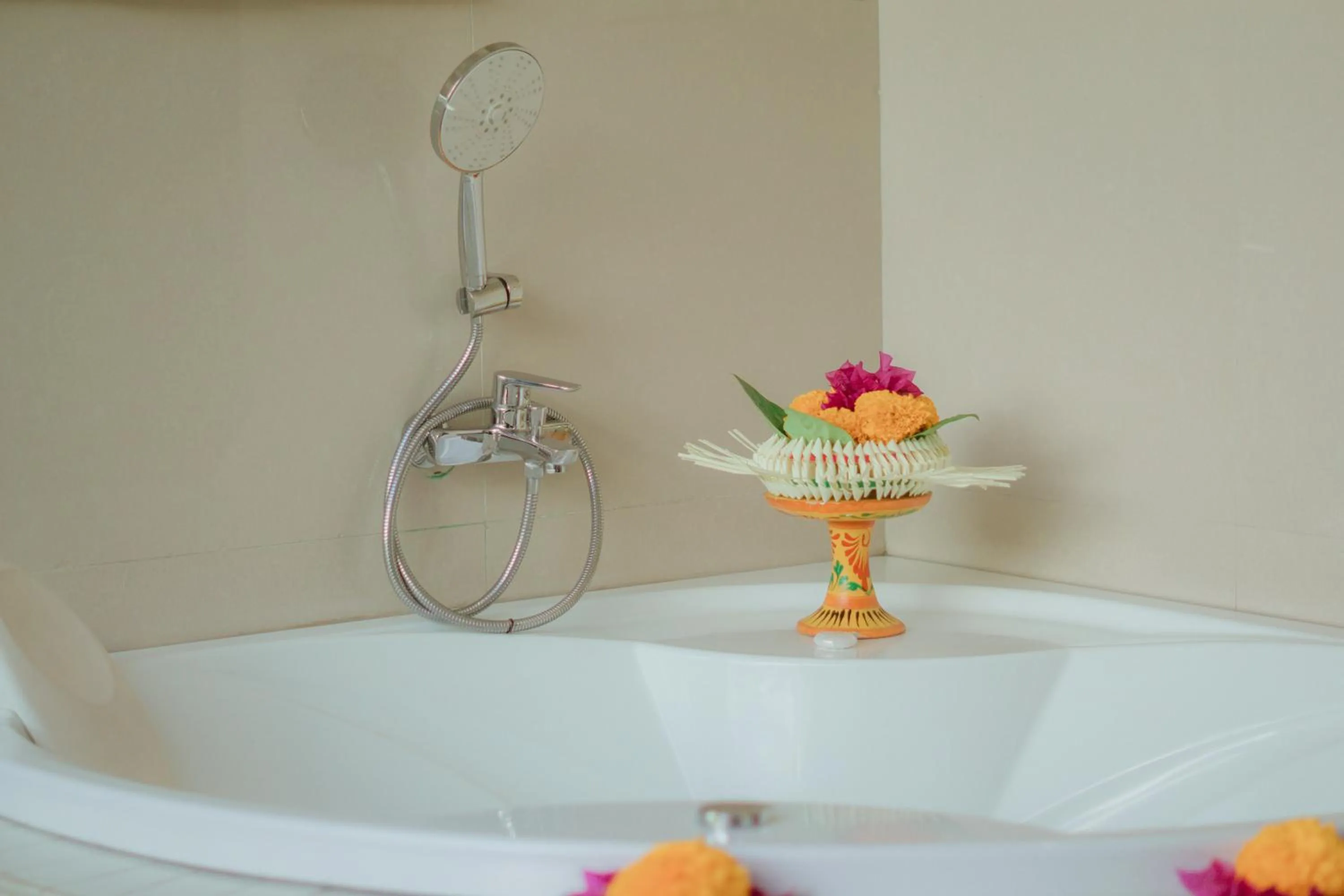Bathroom in The Ayu Kintamani Villa at Toya Devasya