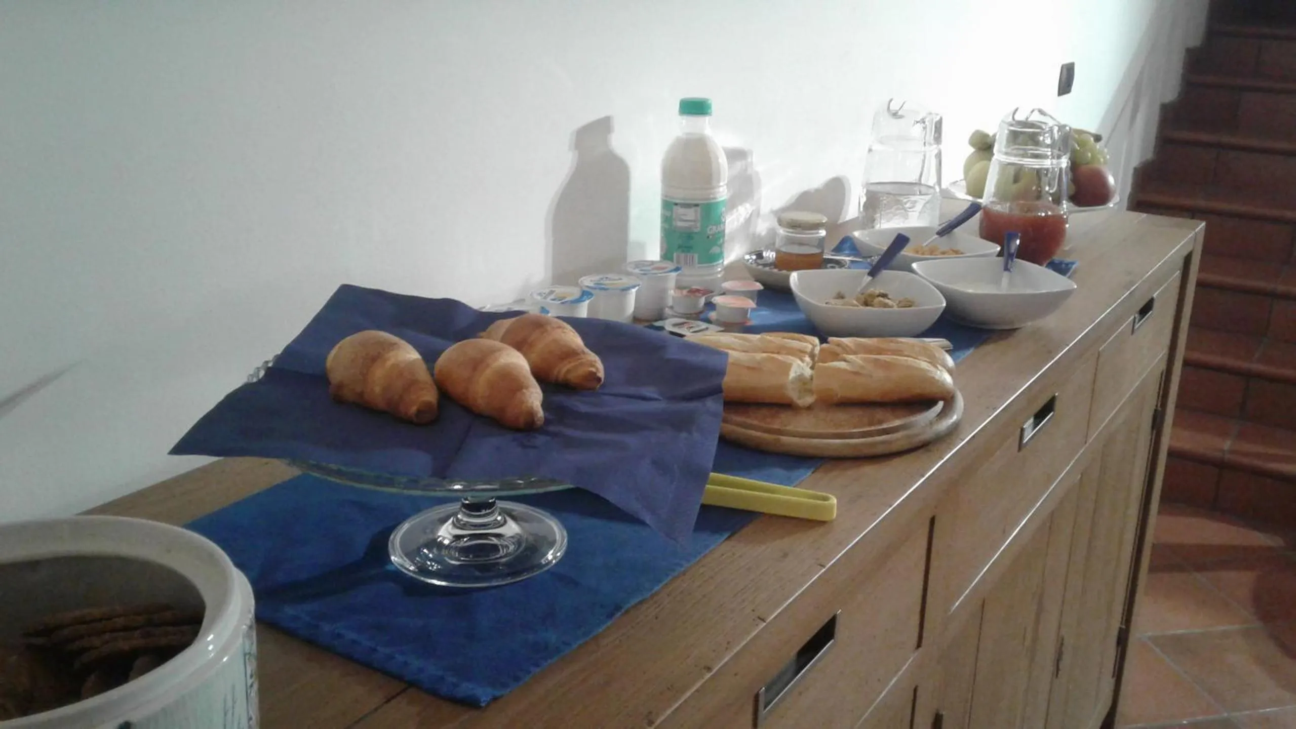 Food and drinks in b&b Ergira