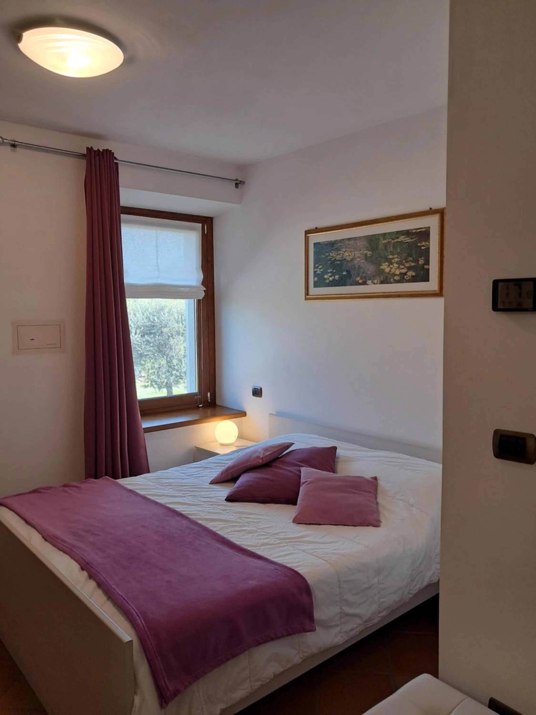 Photo of the whole room in b&b Ergira