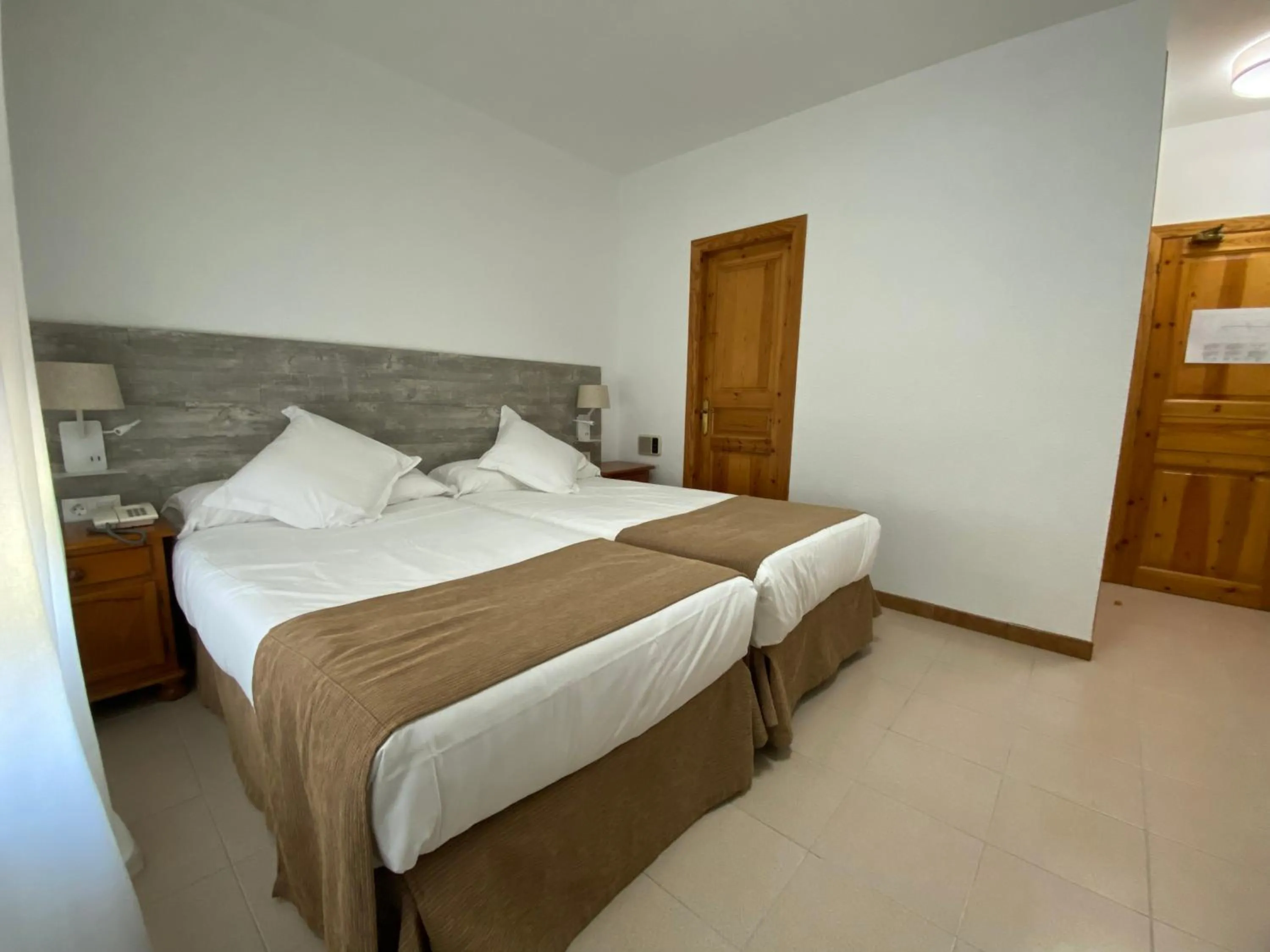 Bed in Hotel & Restaurante Peña