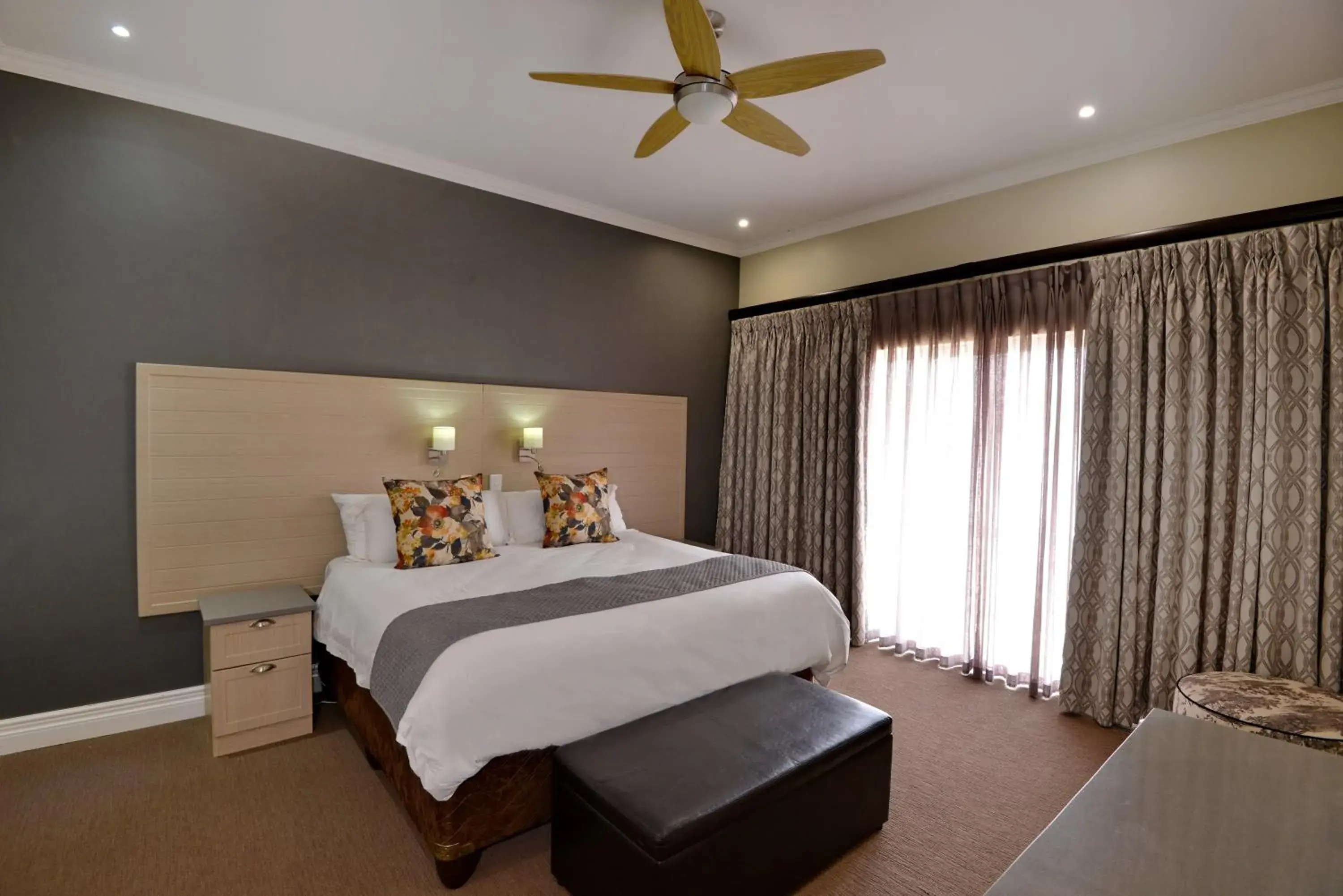 King Room in Dunkeld Country & Equestrian Estate King Room in Dunkeld Country & Equestrian Estate