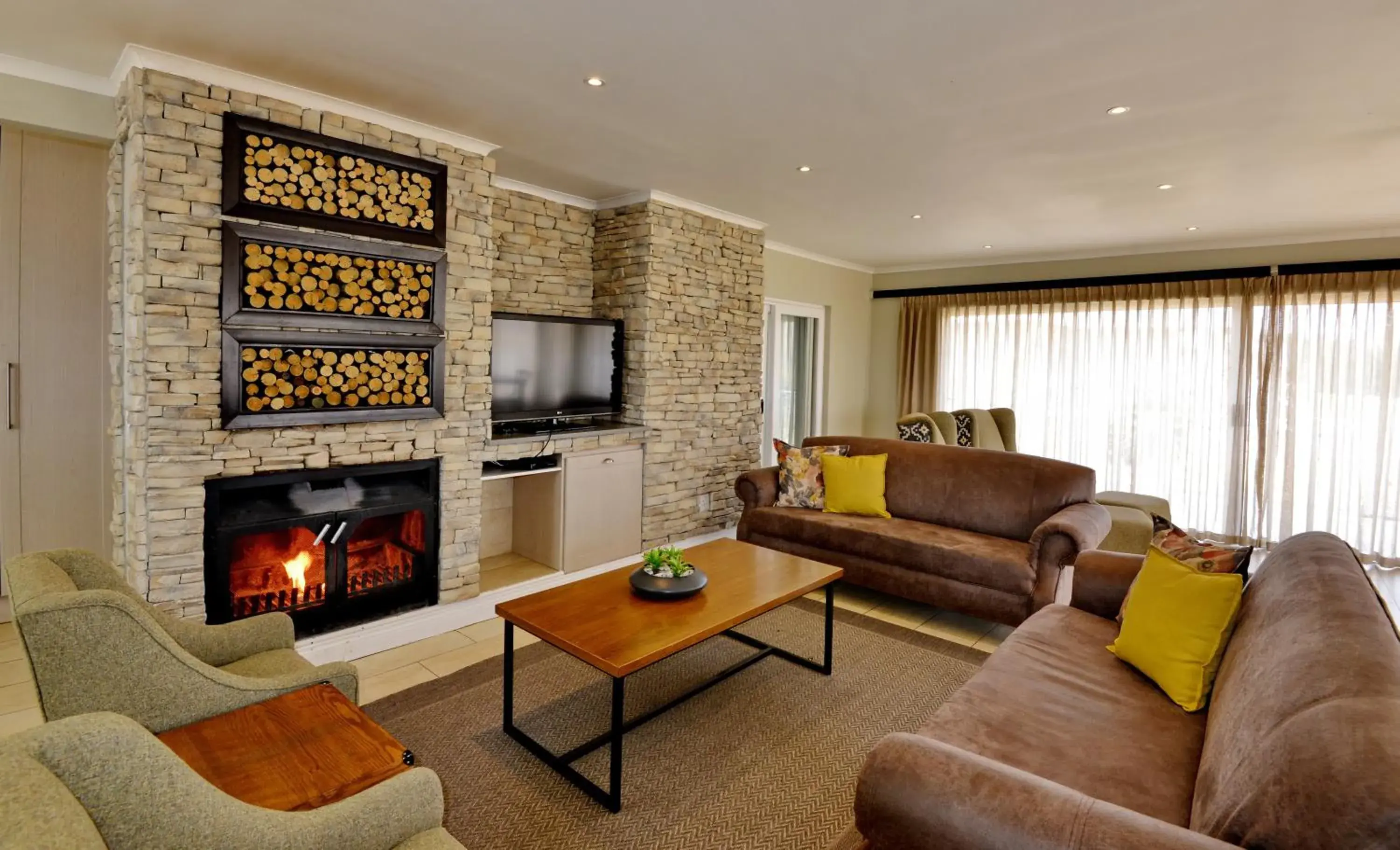 Two-Bedroom Villa in Dunkeld Country & Equestrian Estate Two-Bedroom Villa in Dunkeld Country & Equestrian Estate