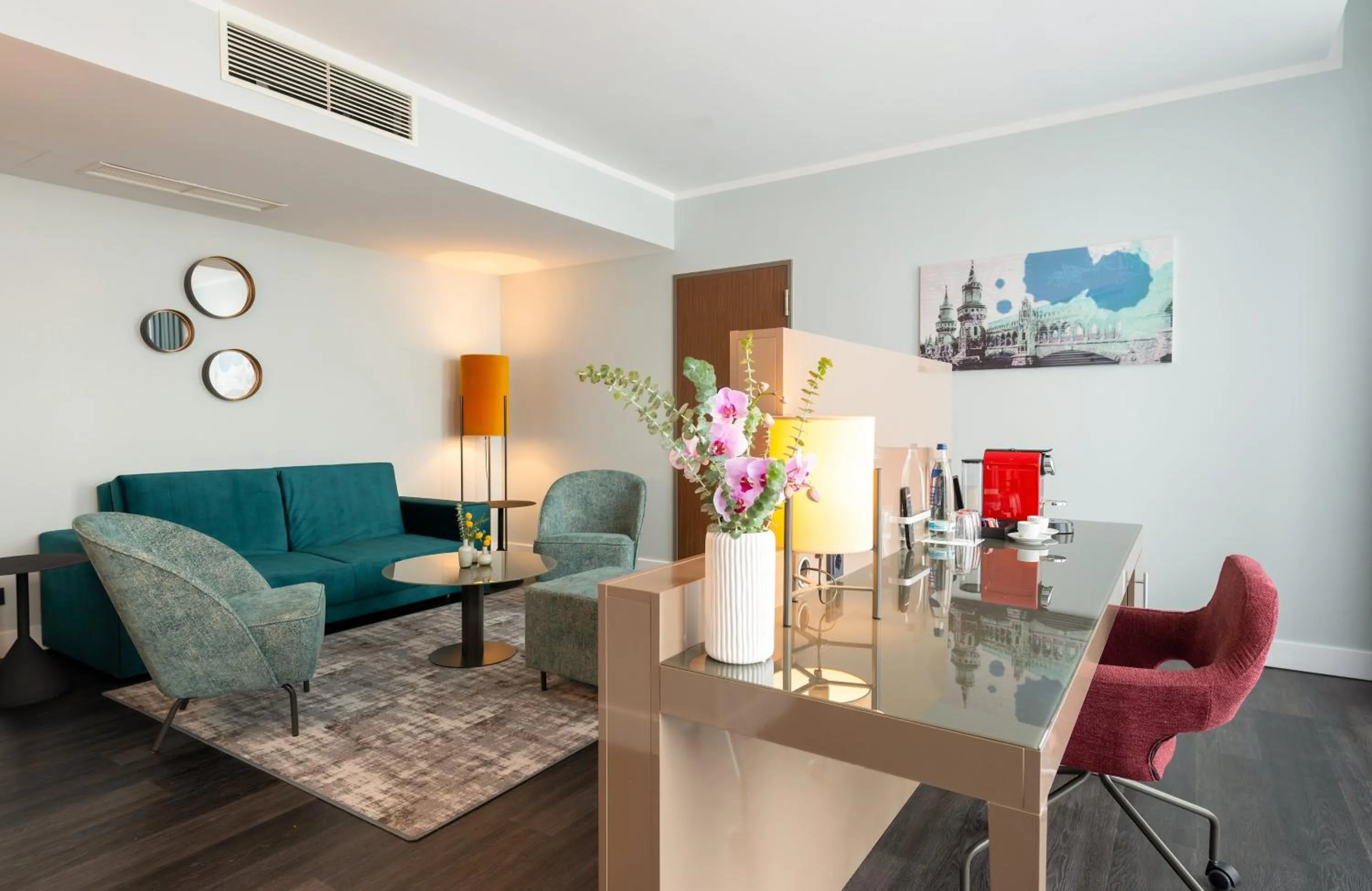 Photo of the whole room in Leonardo Royal Hotel Berlin Alexanderplatz