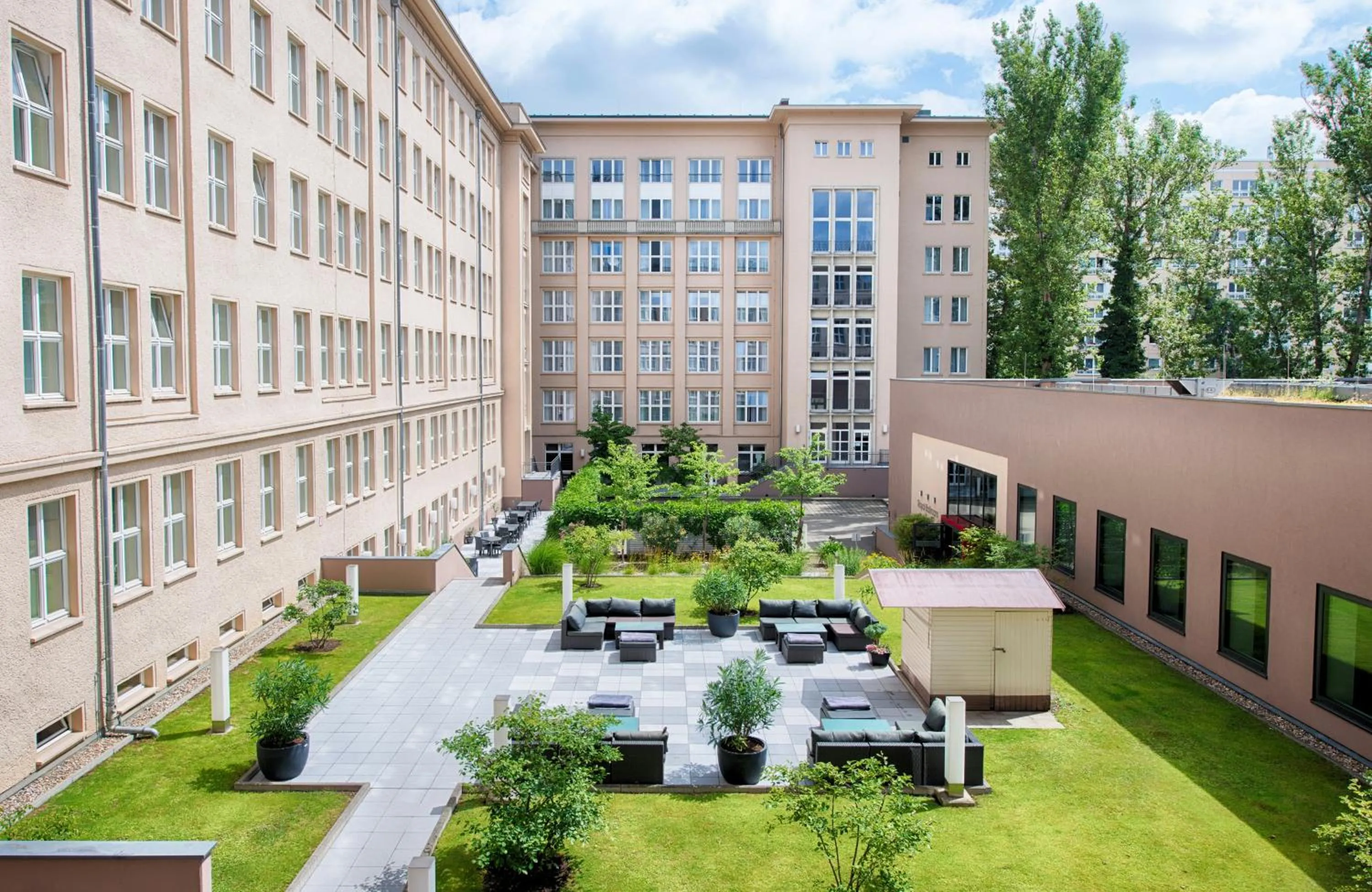 Balcony/Terrace in Leonardo Royal Hotel Berlin Alexanderplatz