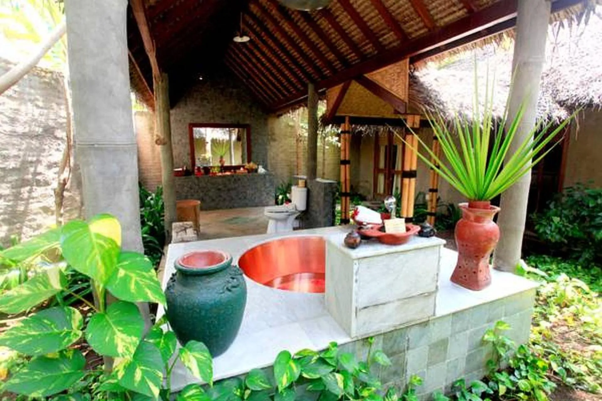 Bathroom in Hotel Tugu Lombok