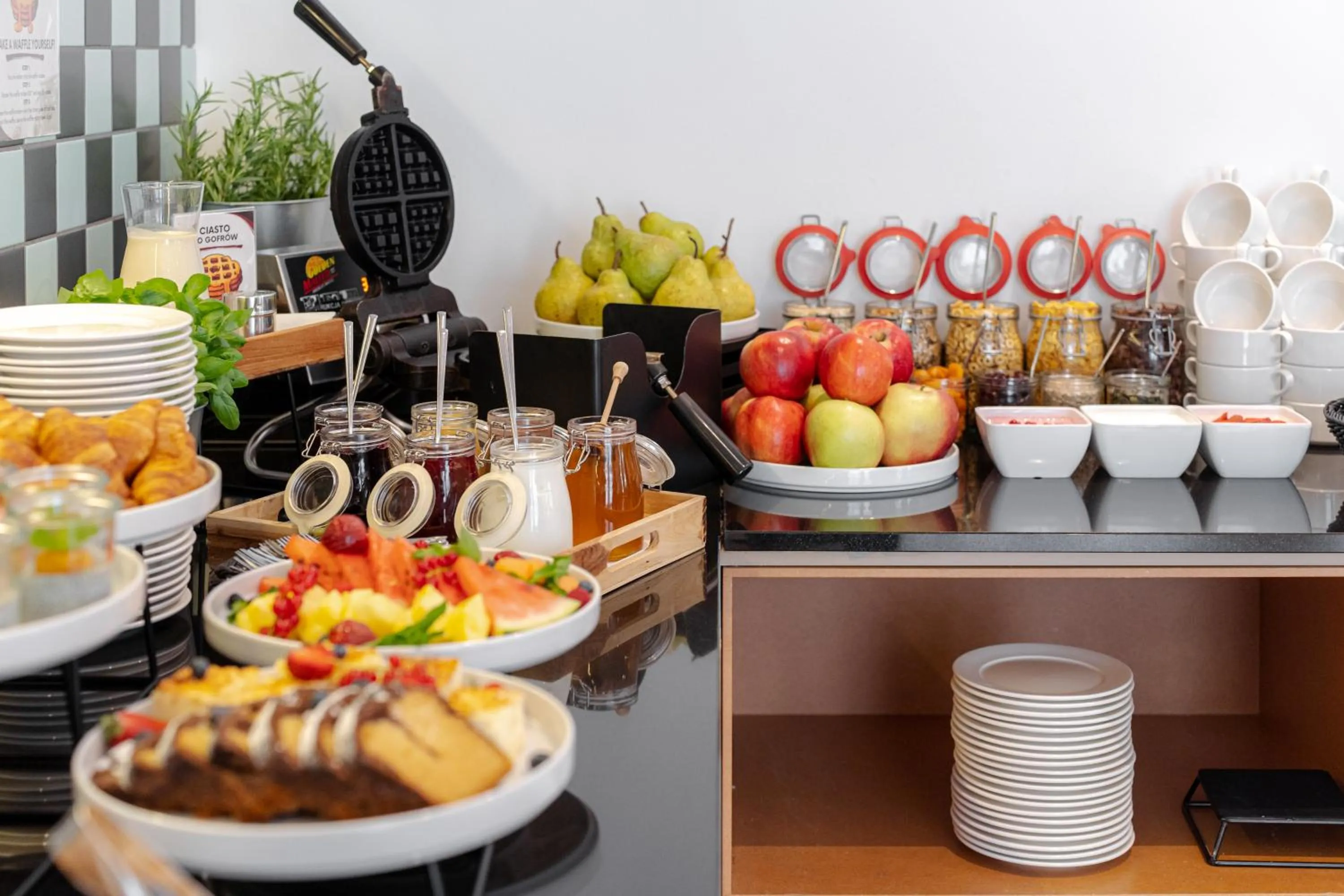 Breakfast in Hotel Altus Poznań Old Town - Destigo Hotels