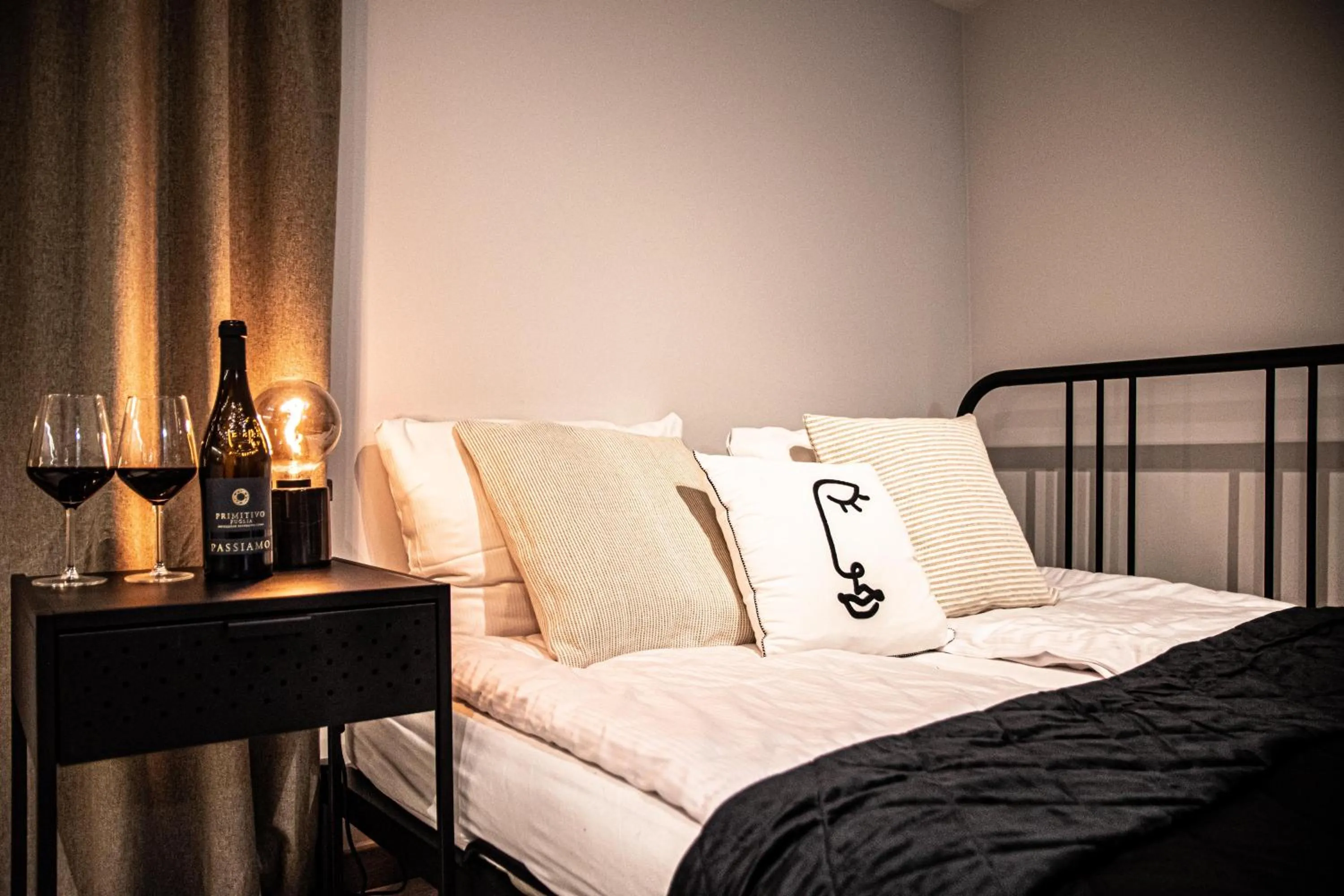 Bed in Wine Apartments