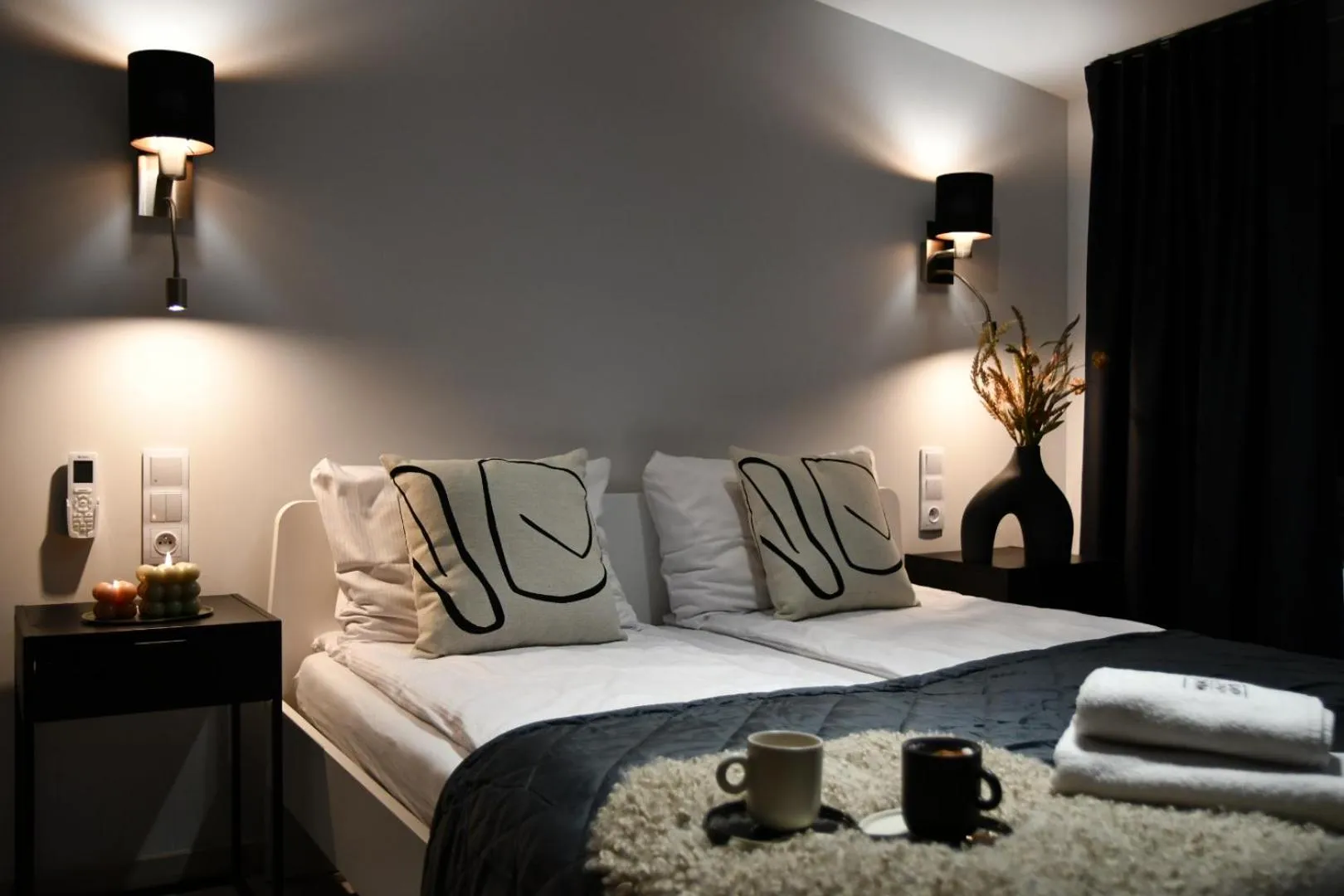 Bed in Wine Apartments