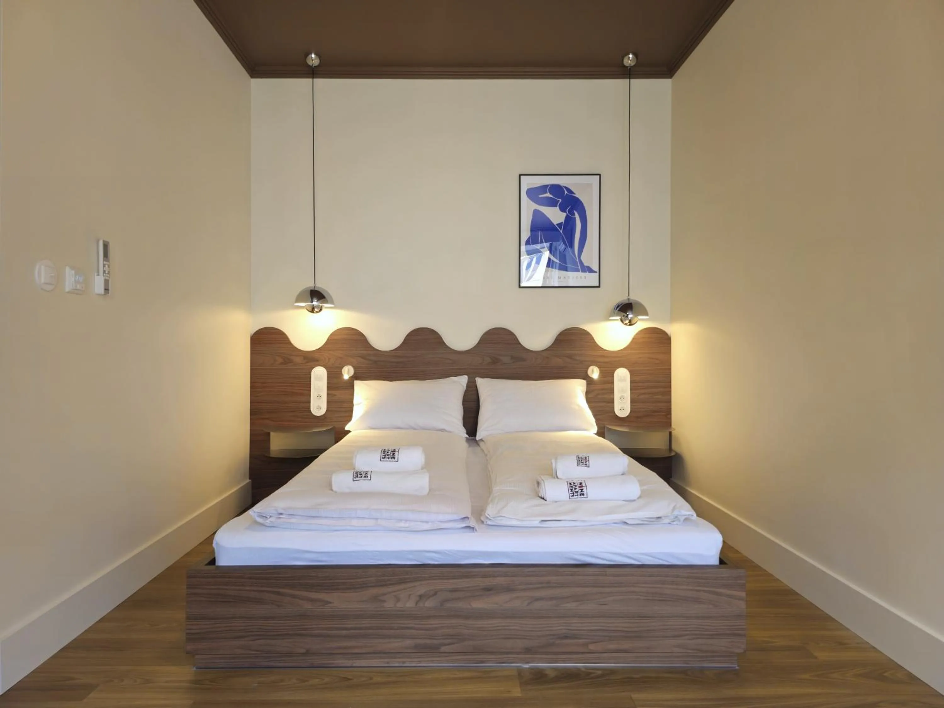 Bed in Wine Apartments