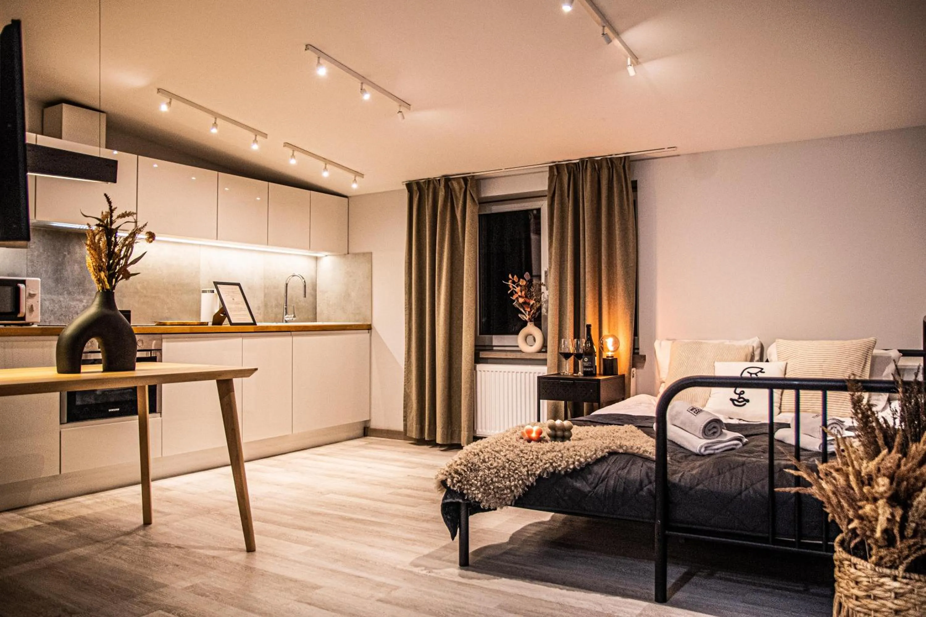 Living room, Bed in Wine Apartments