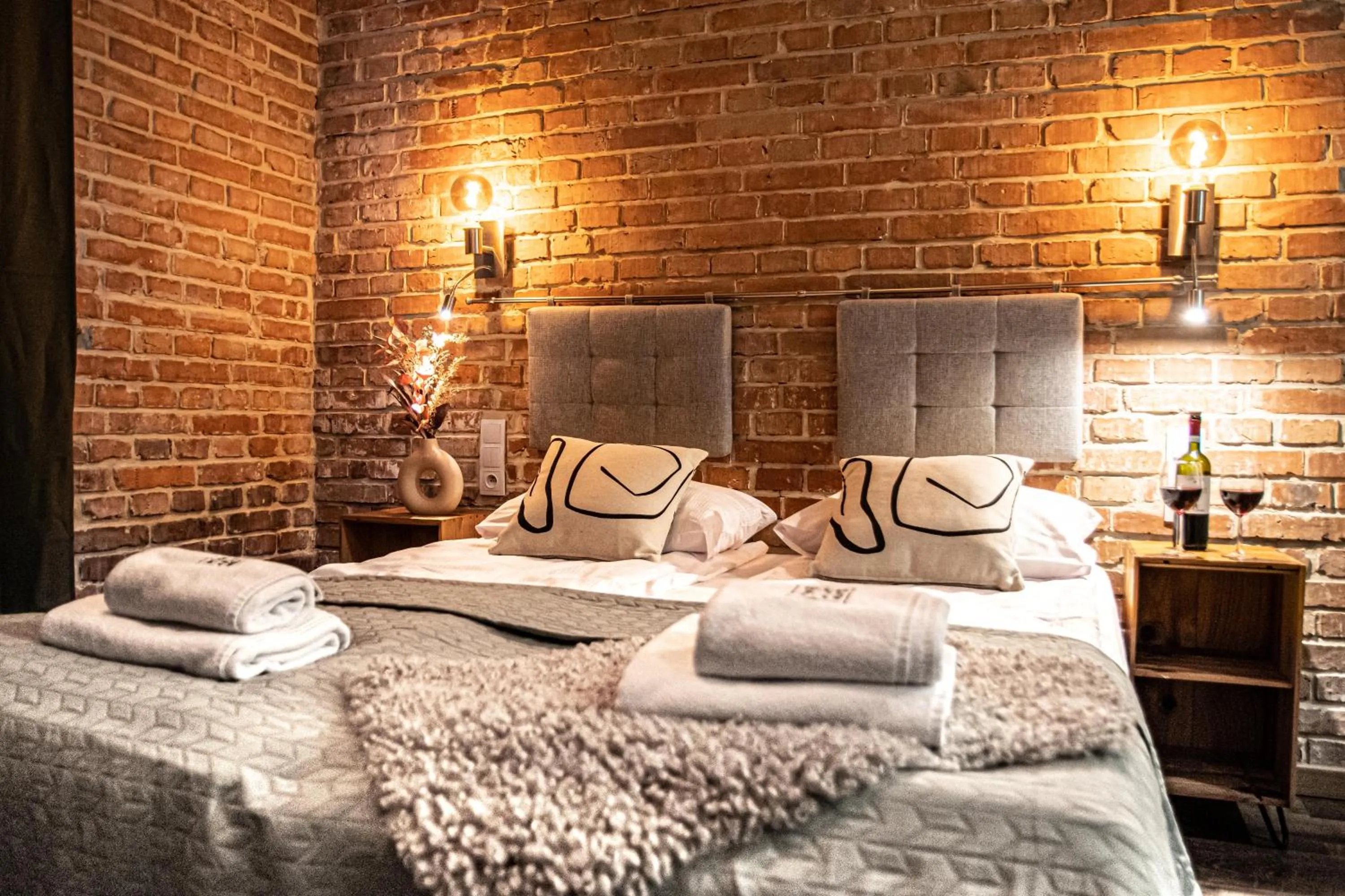 Bed in Wine Apartments