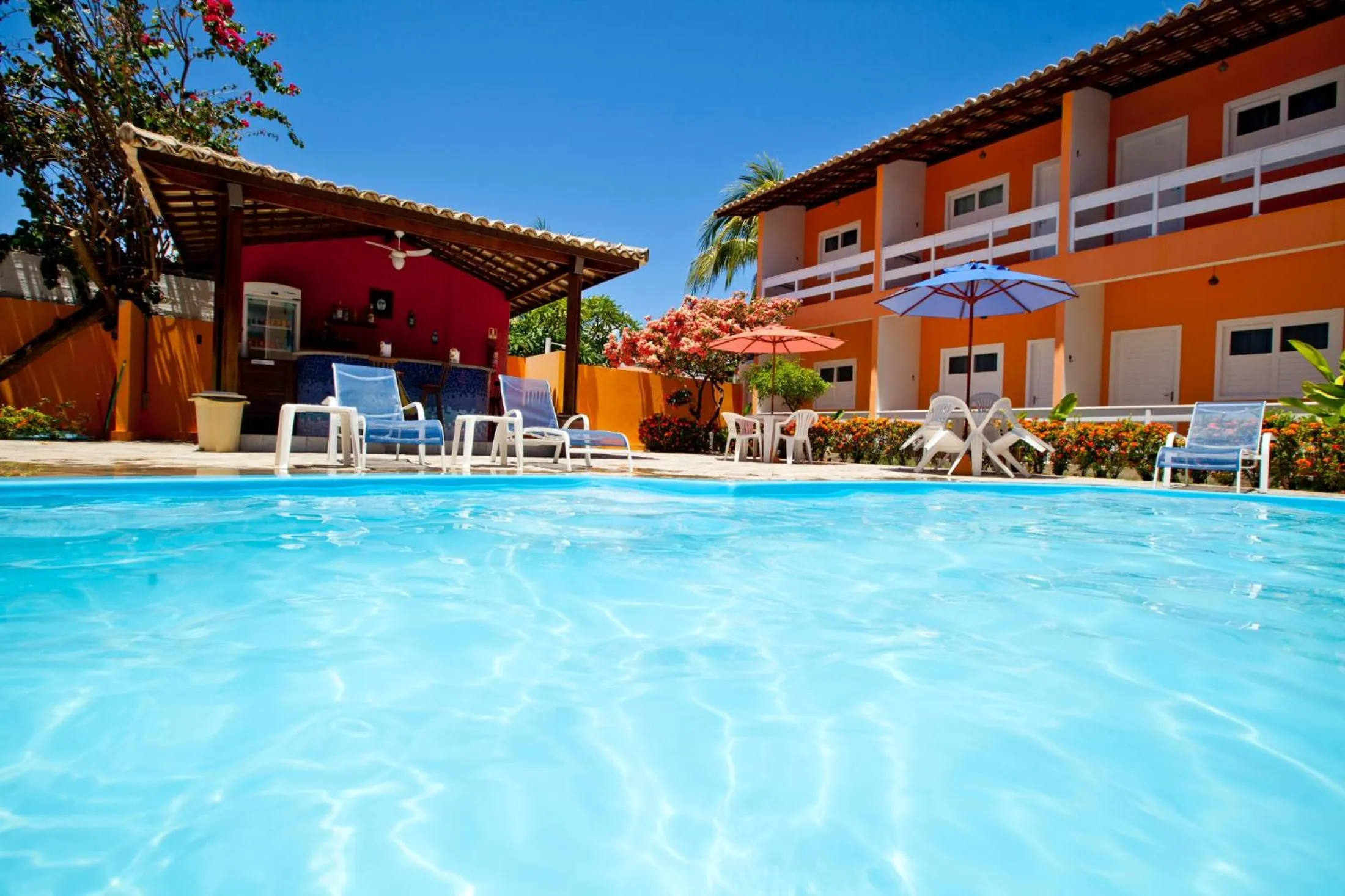 Swimming pool in Capitães de Areia Pousada
