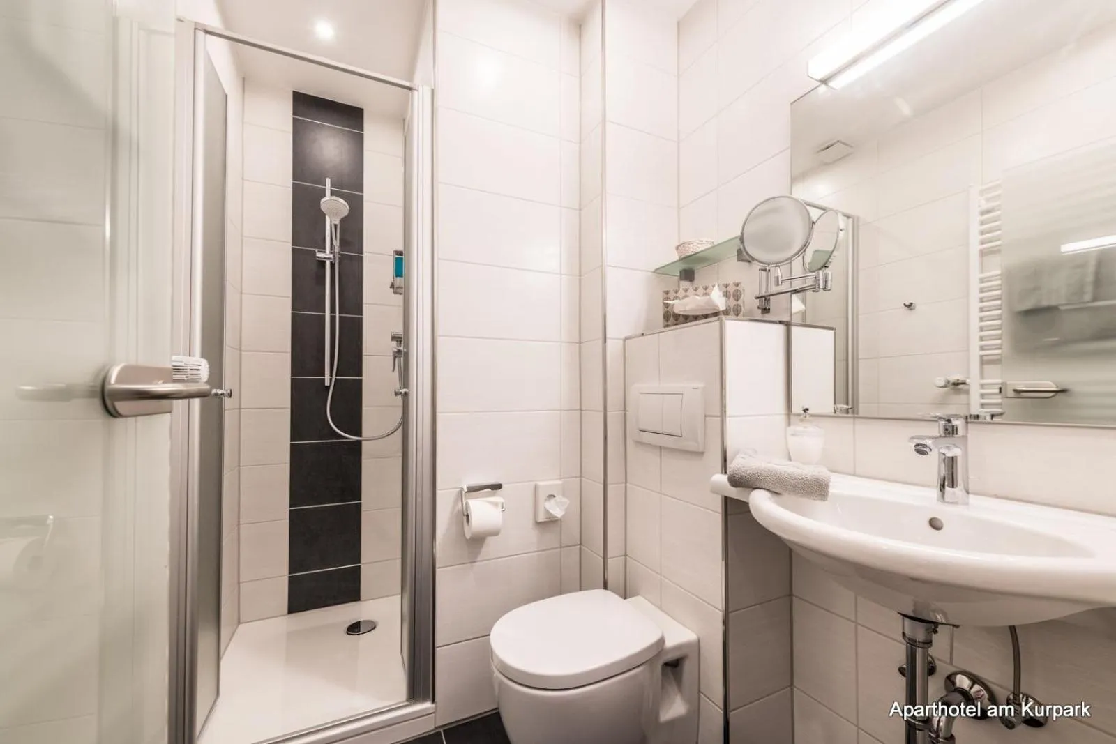 Shower in Aparthotel am Kurpark