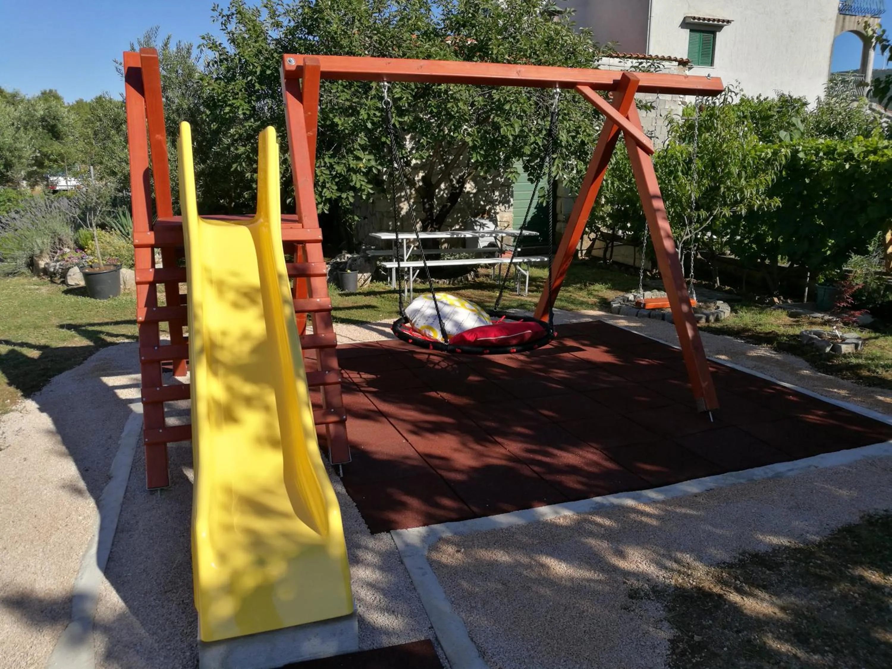 Children play ground in Guesthouse Villa DomeNico