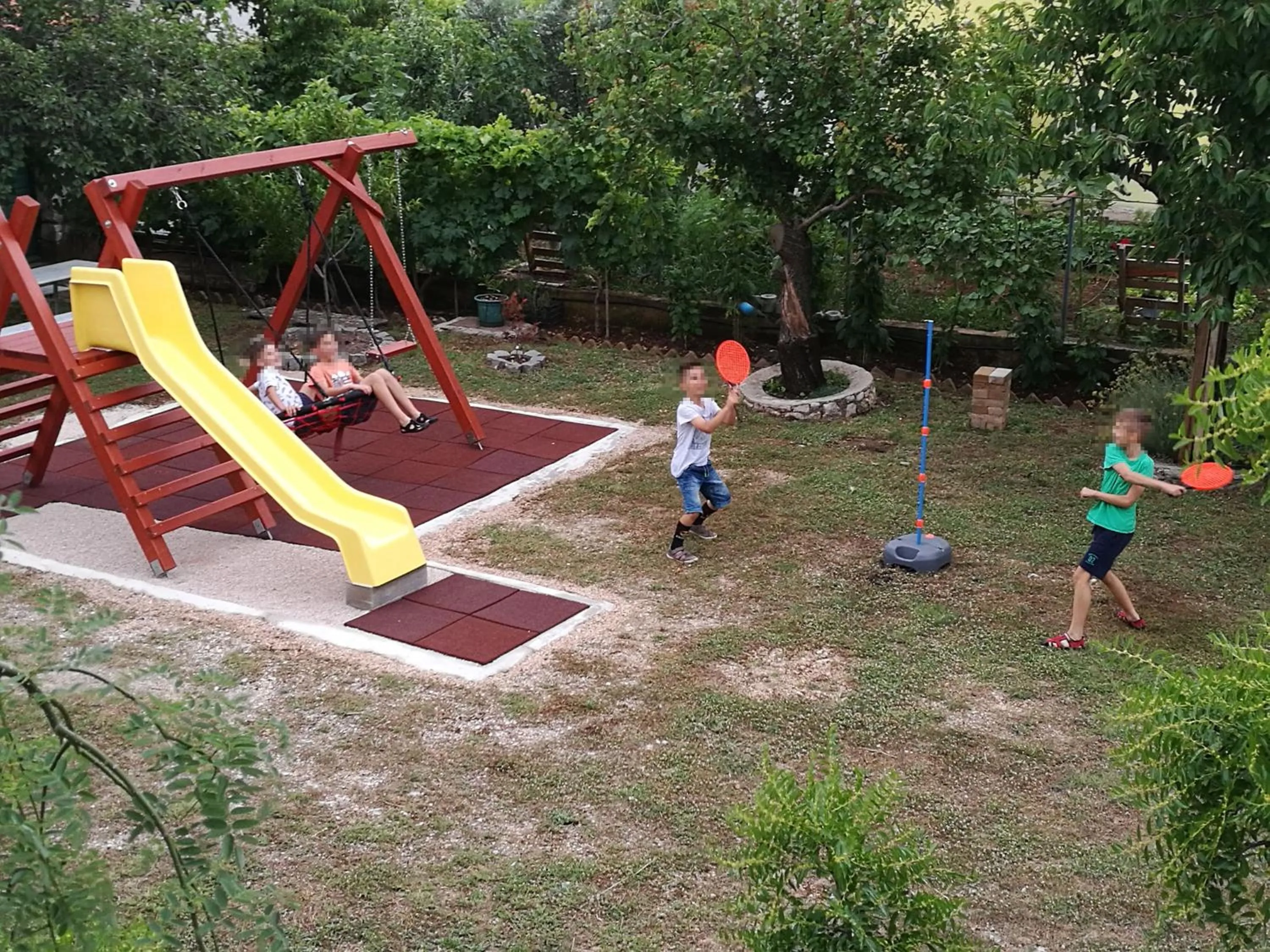 Children play ground in Guesthouse Villa DomeNico