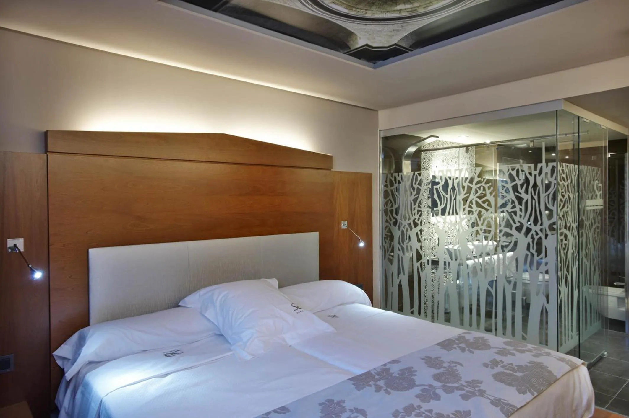 Bedroom, Bed in Hotel Sancho Abarca Petit SPA