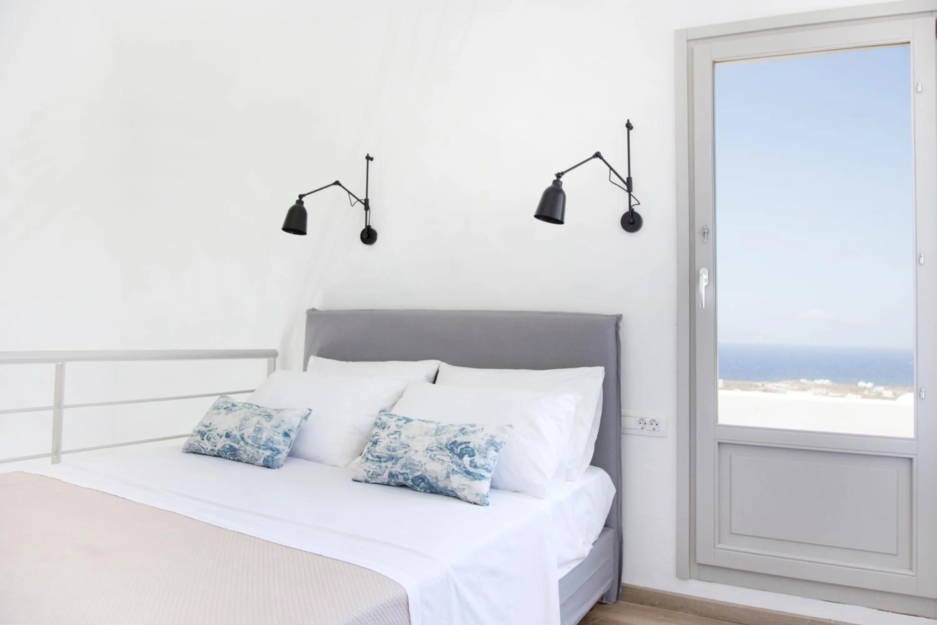 Bedroom, Bed in Aplai Dome