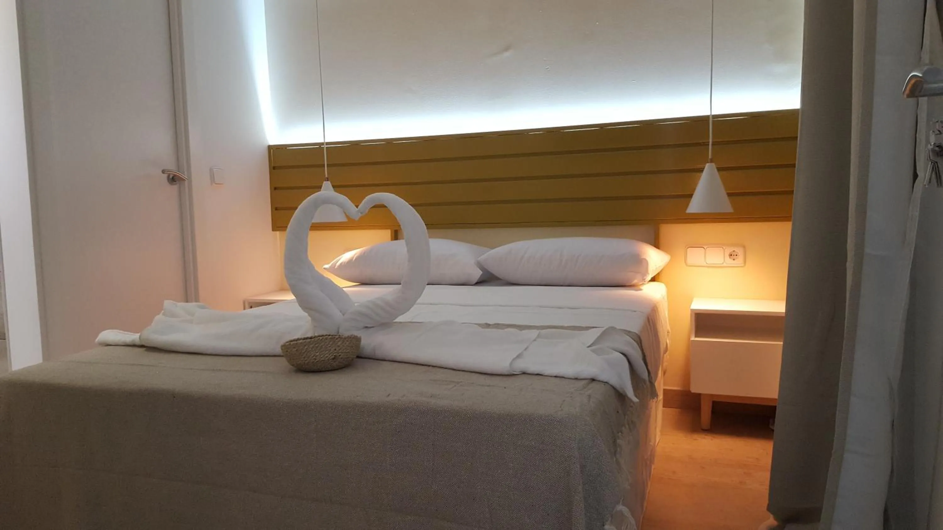 Bed in Le Petit Palü-Fuencarral