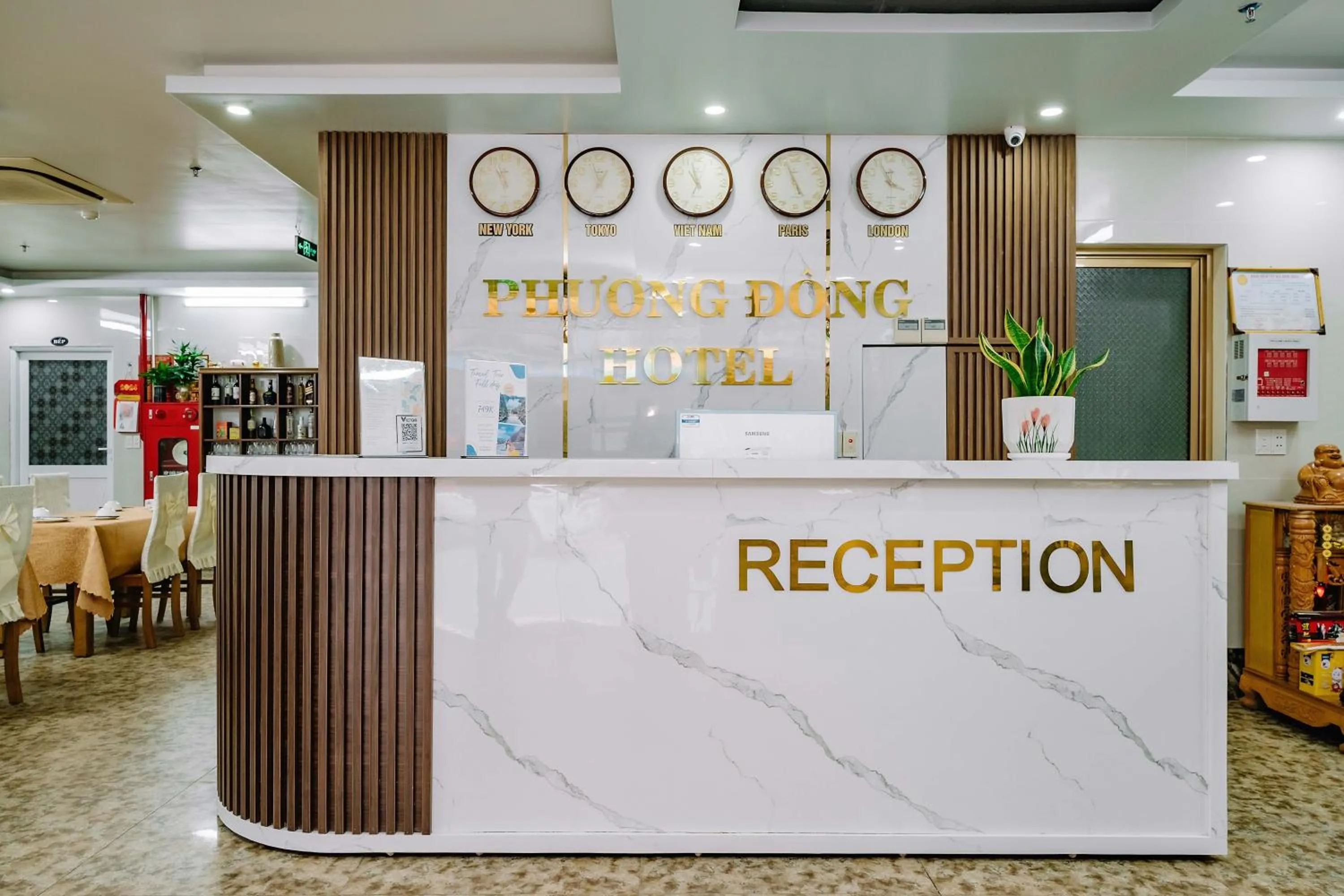 Lobby or reception in Phuong Dong Hotel