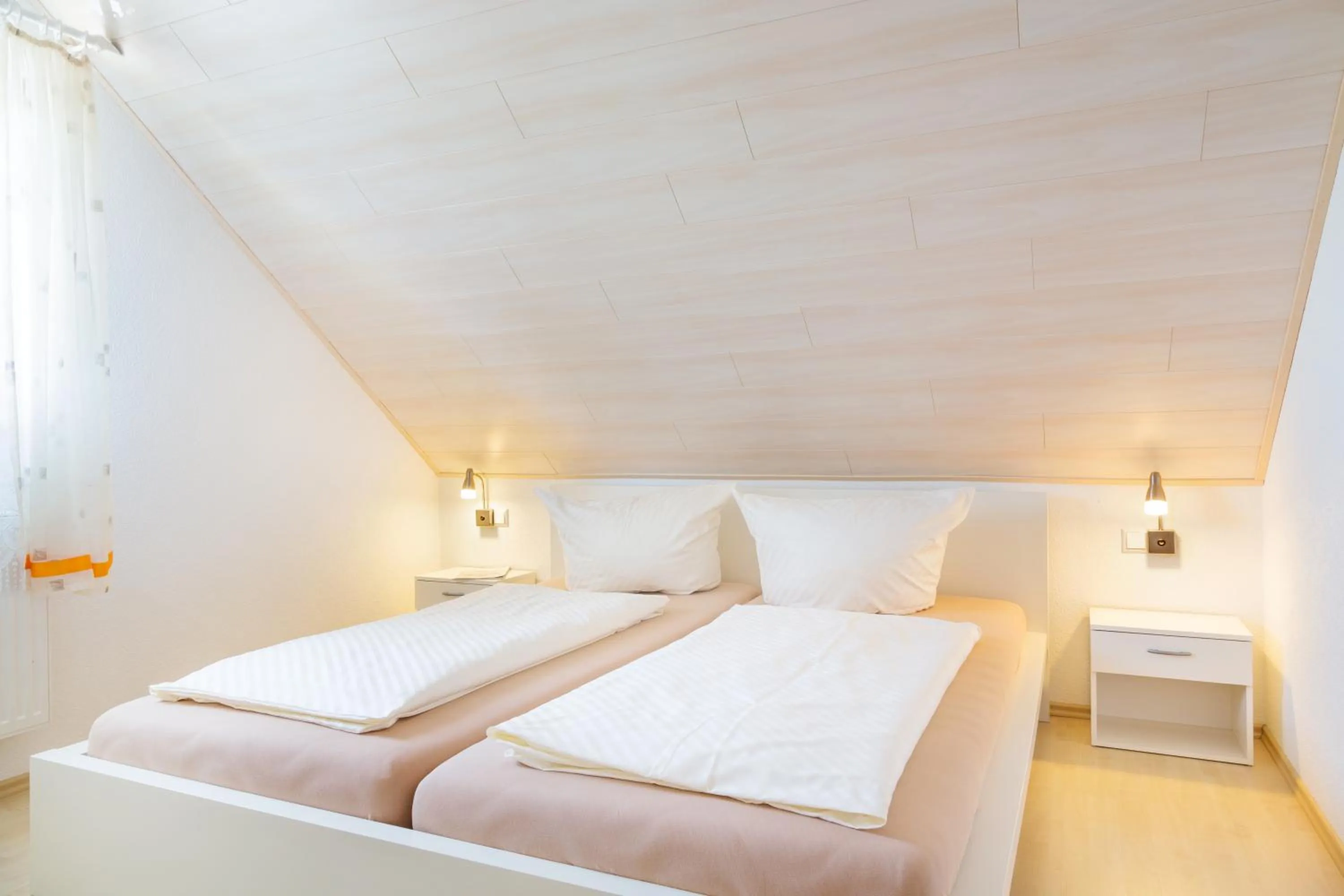 Photo of the whole room, Bed in Pension Sieg