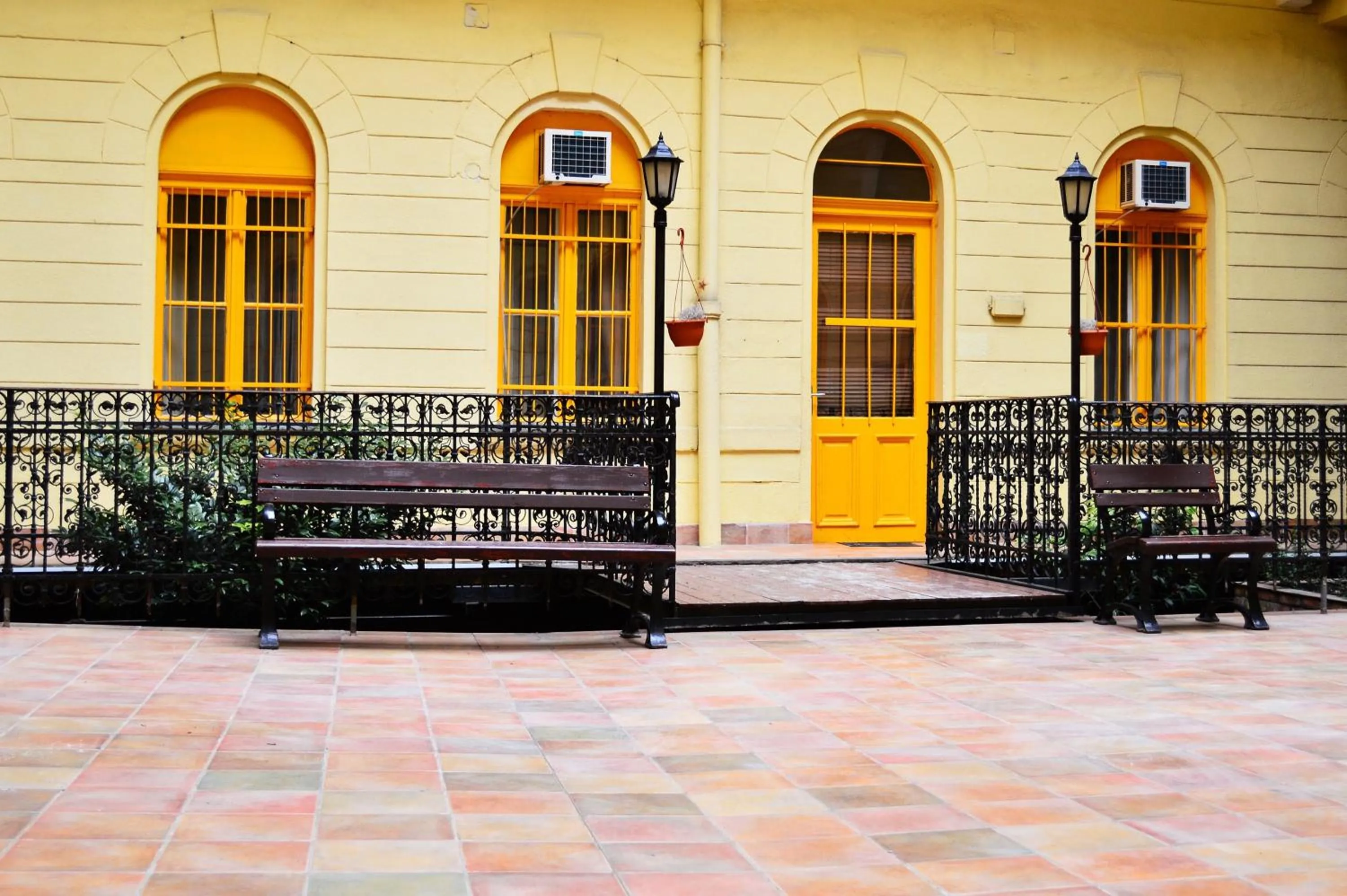 Facade/entrance in Centrooms House