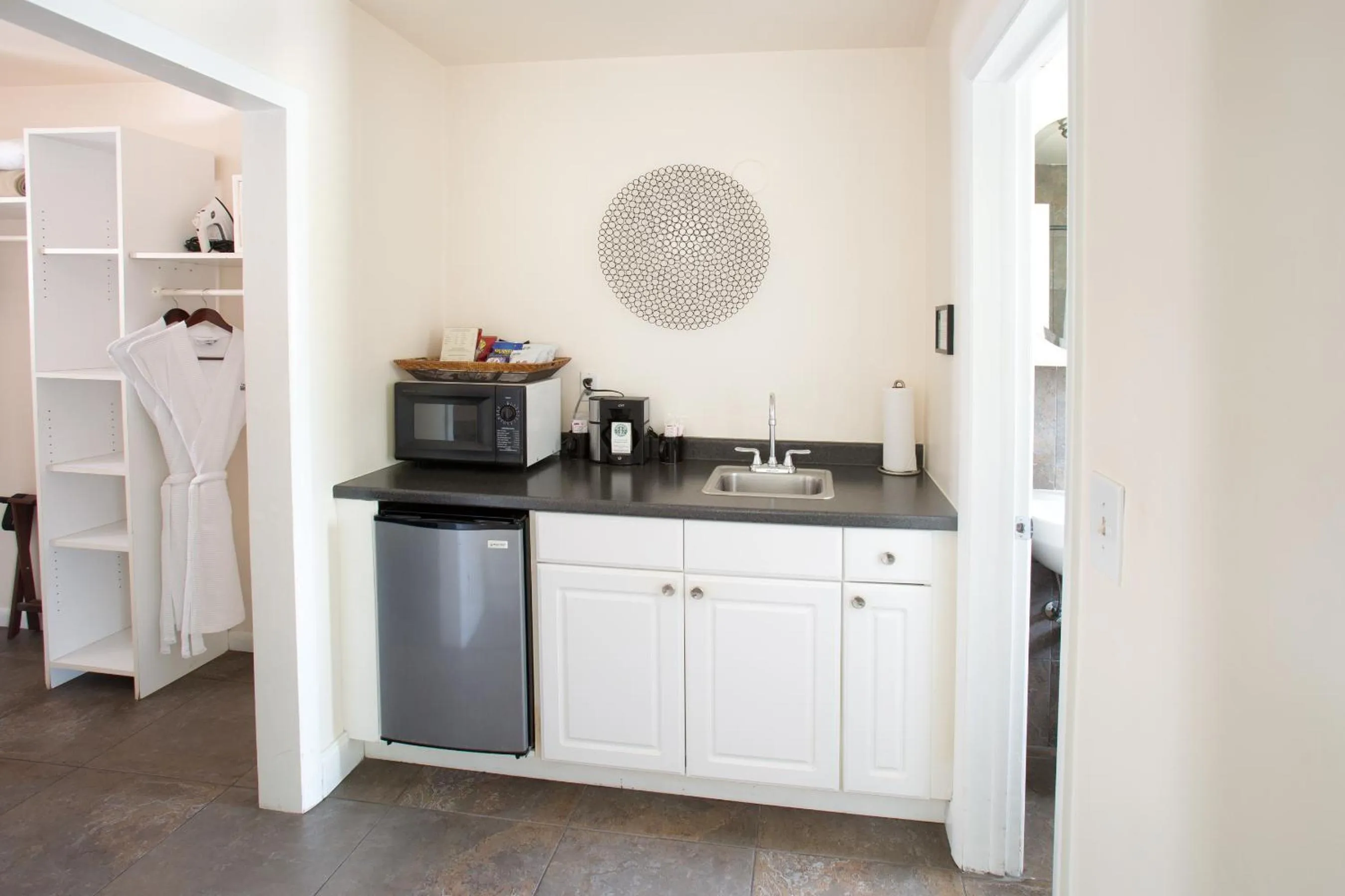 Kitchen or kitchenette in The Grand Resort and Spa & Worthington All Male