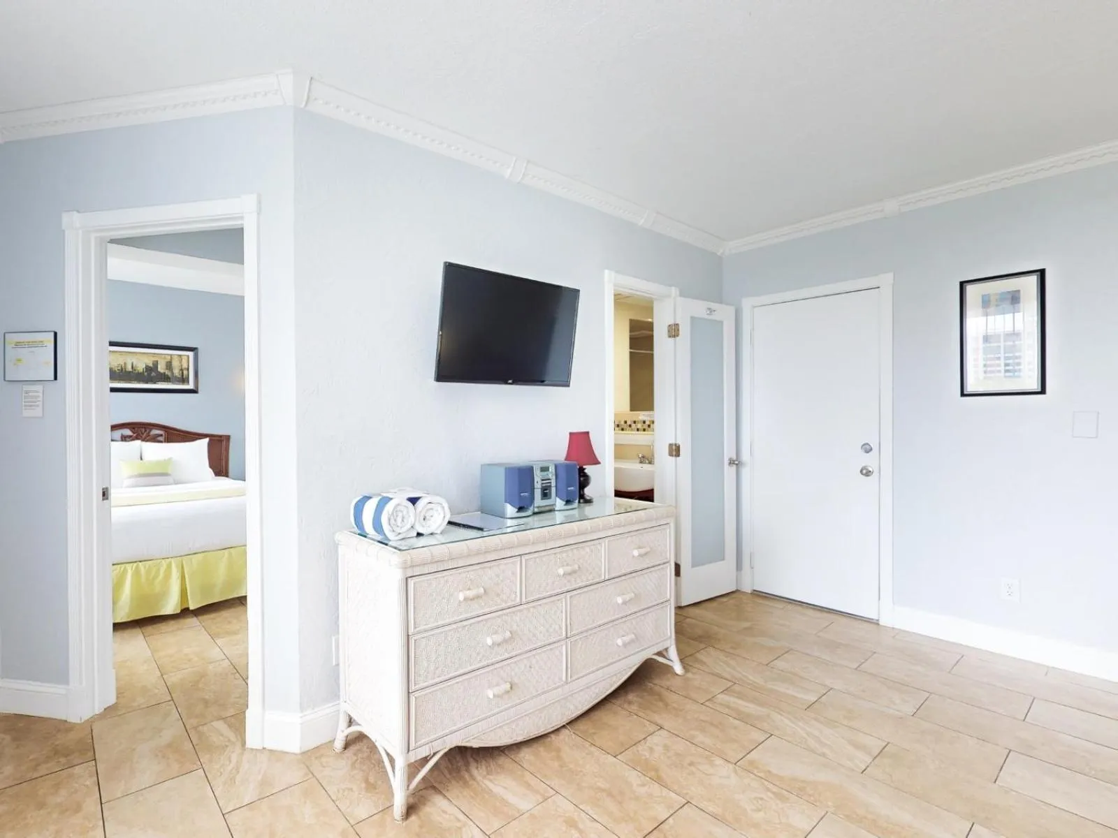 Bed in The Grand Resort and Spa & Worthington All Male