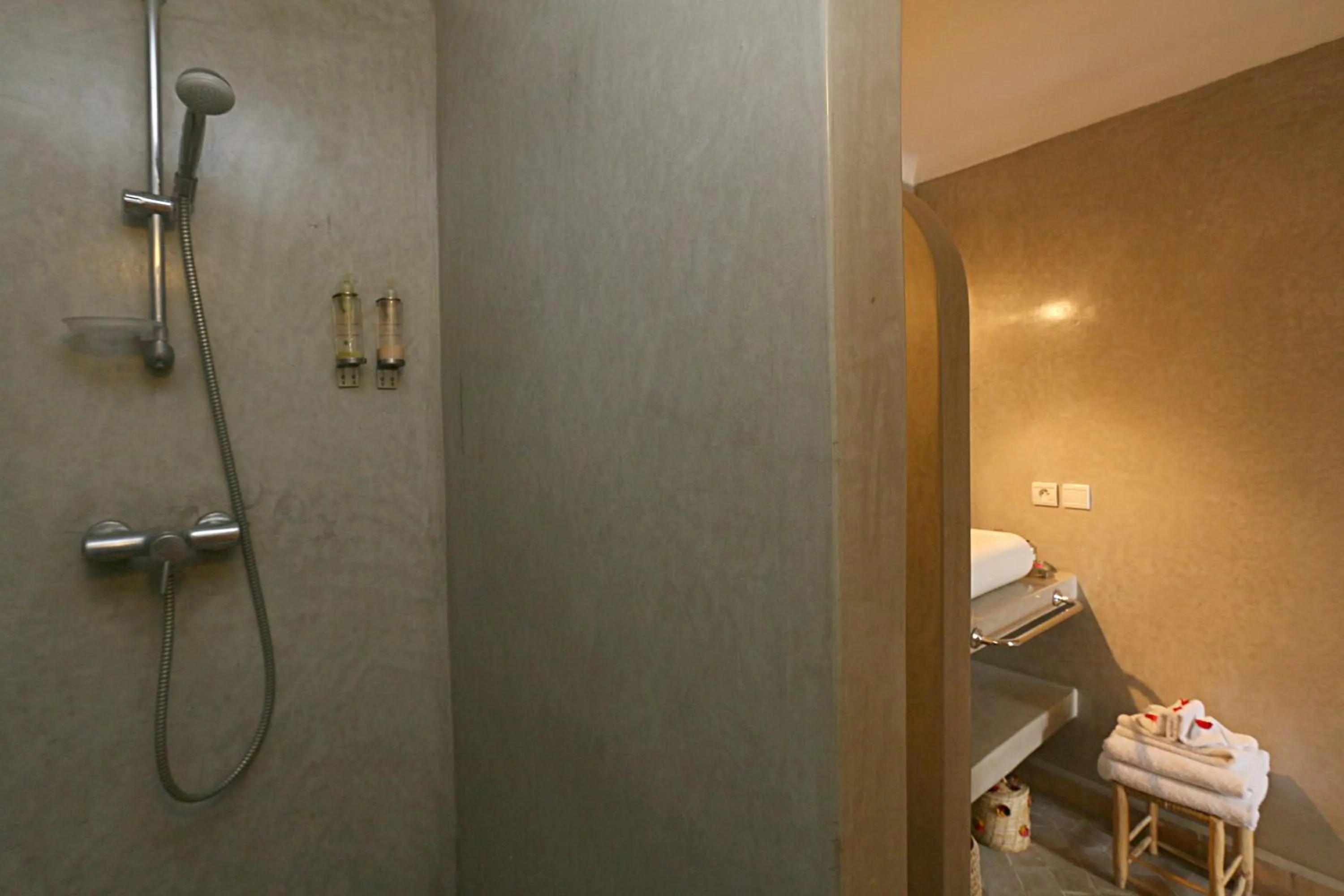 Bathroom in Riad Jardin Des Rêves